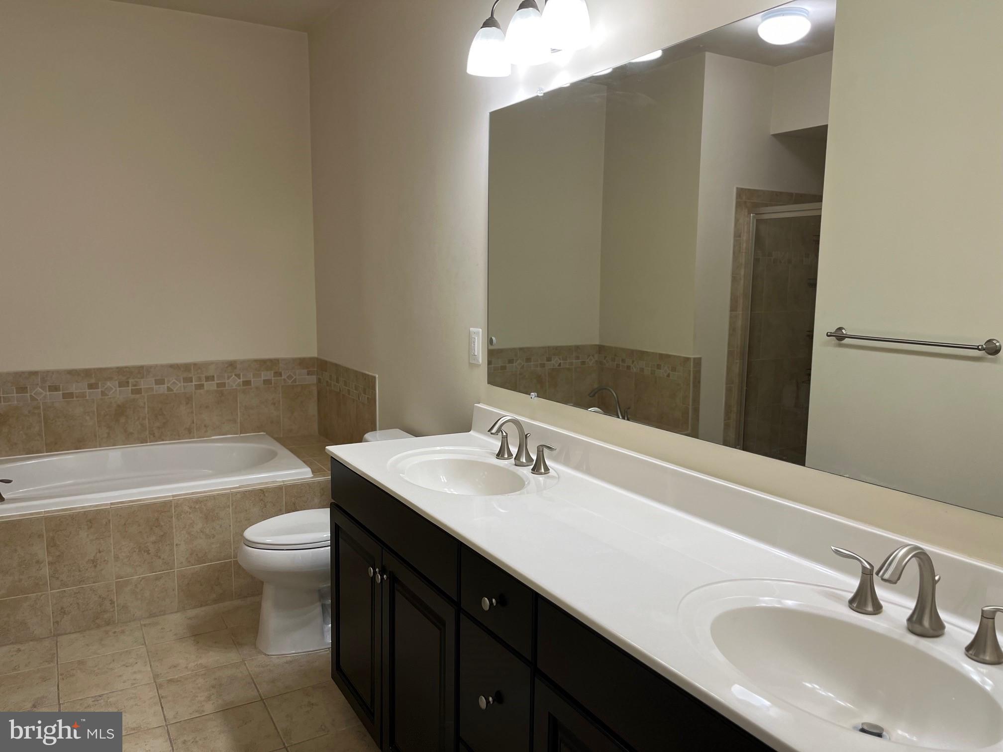 PRESERVE AT GOOSE CREEK - Residential Lease