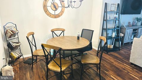 Condo For Sale - 16 Winterberry Ct<br/> Gloucester County, GLASSBORO, NJ 08028