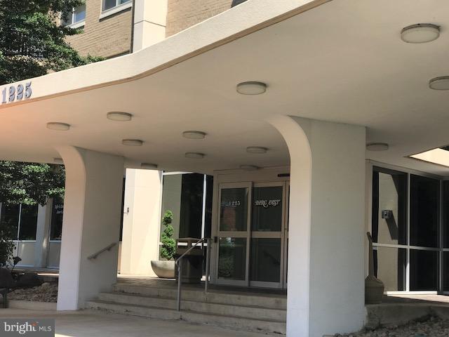 PARC EAST - Residential Lease