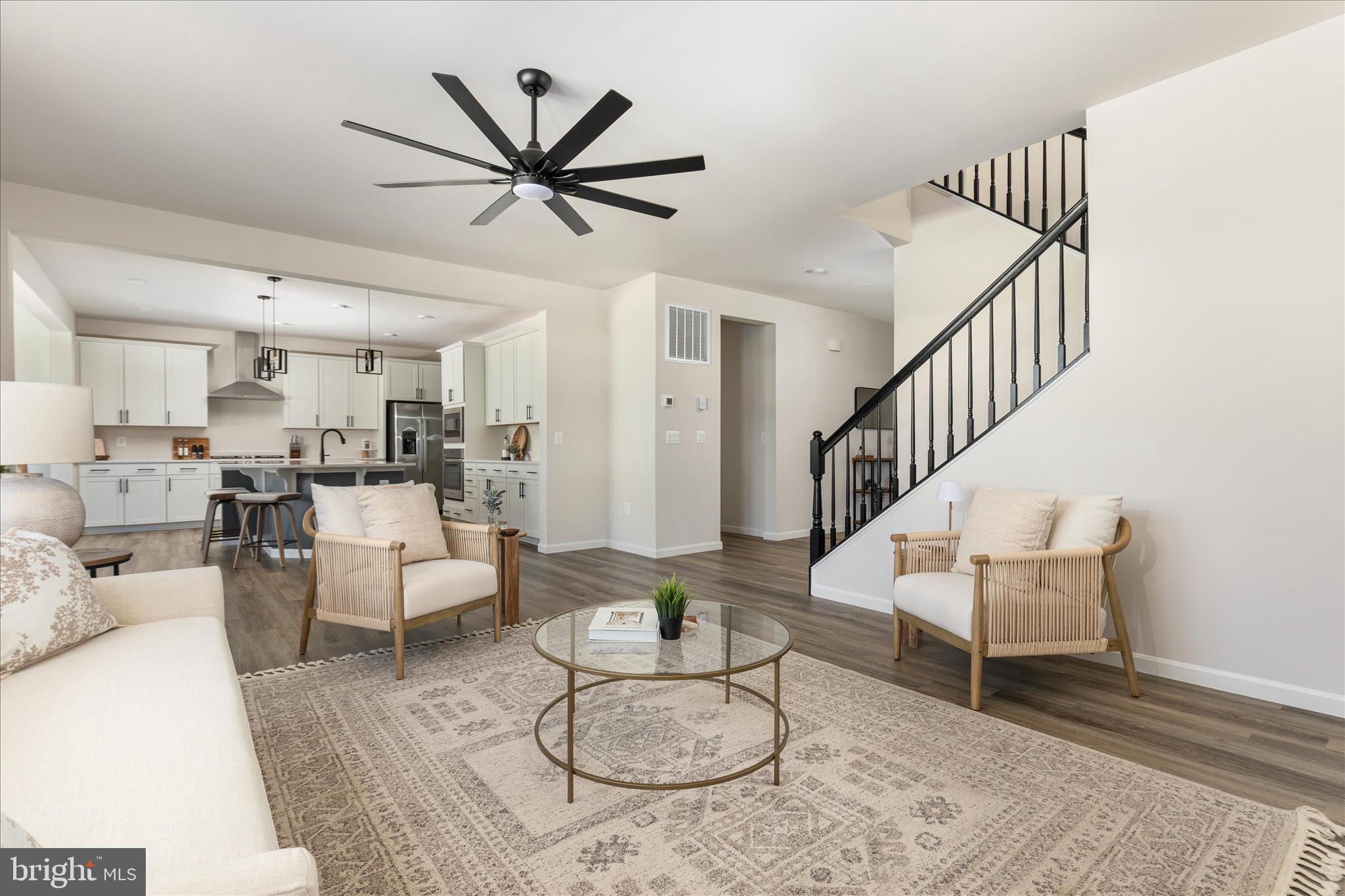 RAVEN OAKS - Residential