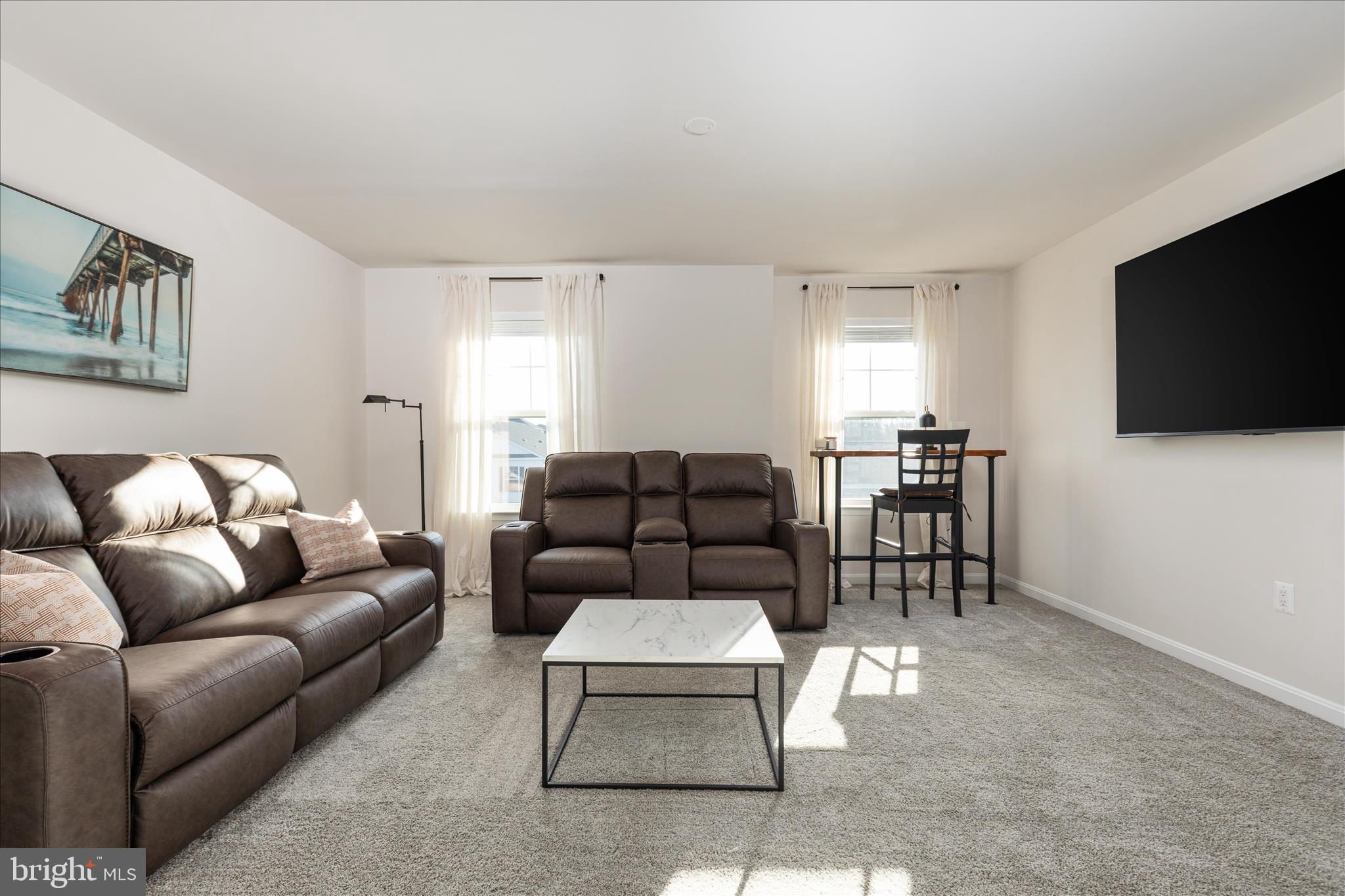 RAVEN OAKS - Residential