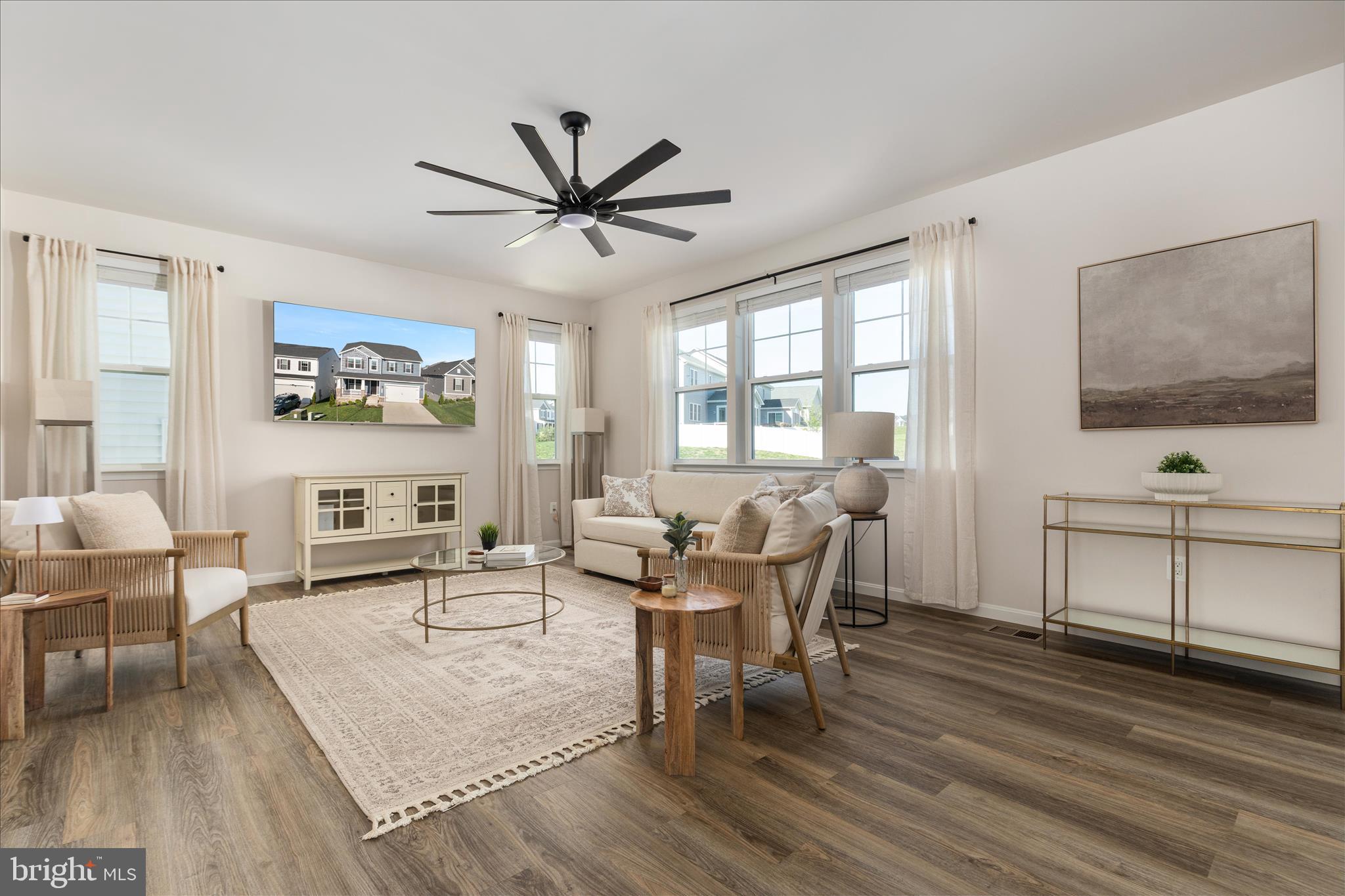 RAVEN OAKS - Residential