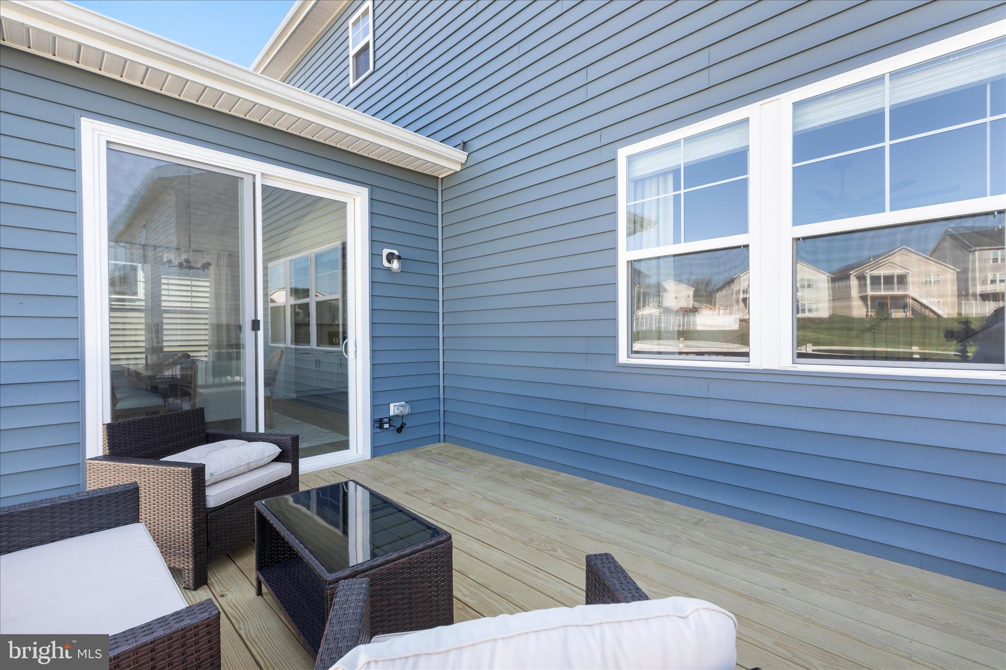 RAVEN OAKS - Residential