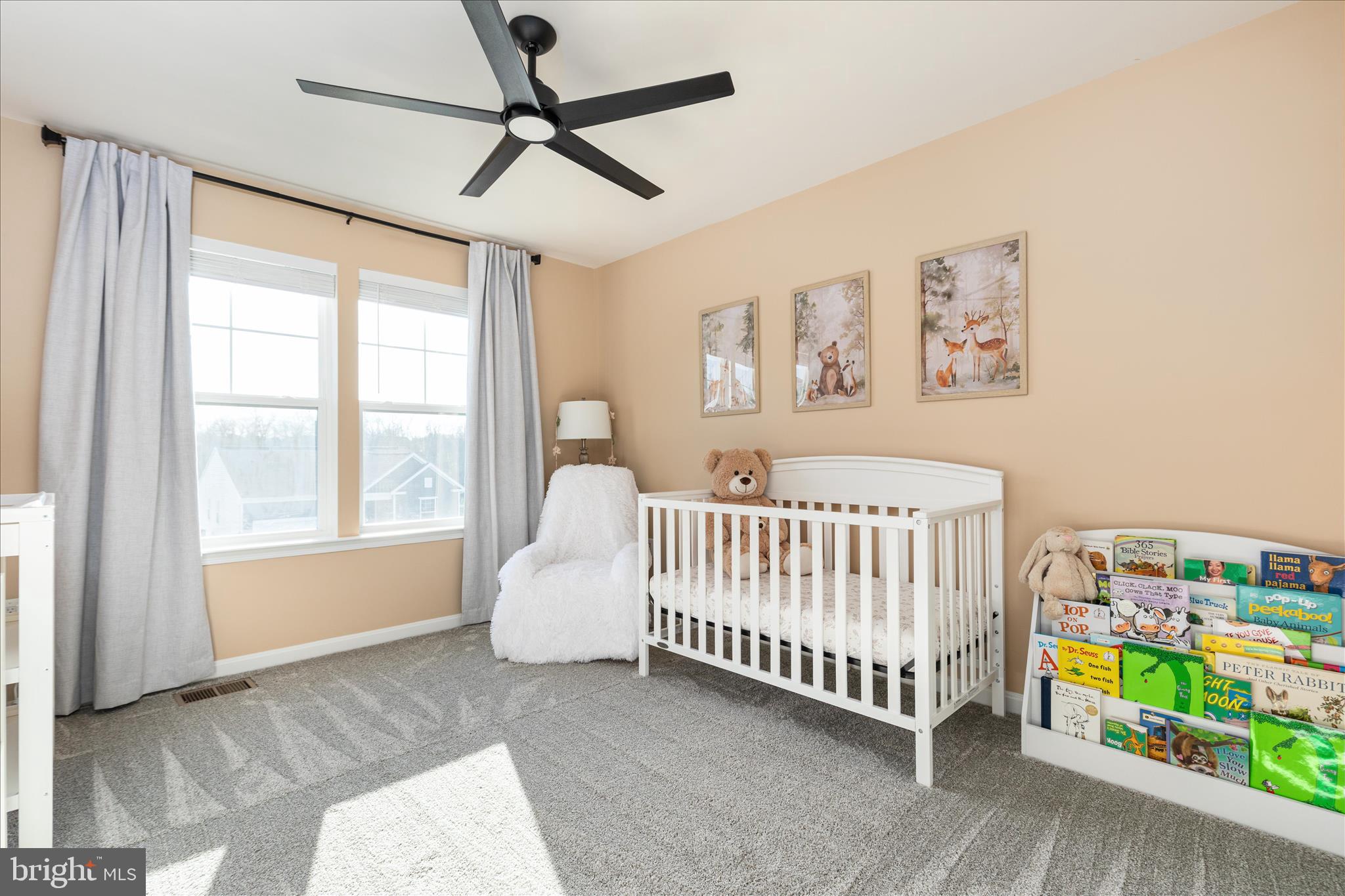 RAVEN OAKS - Residential