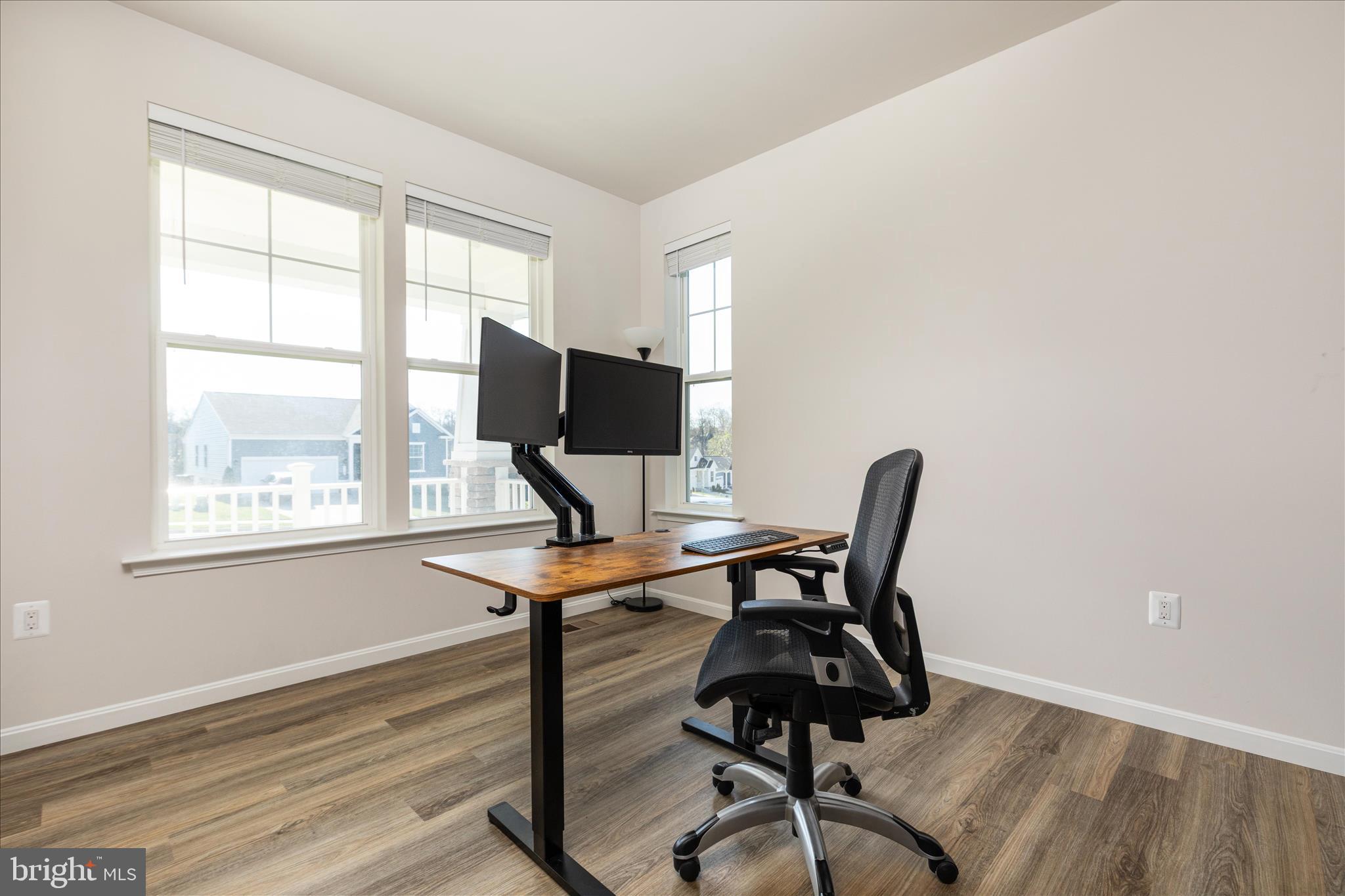 RAVEN OAKS - Residential