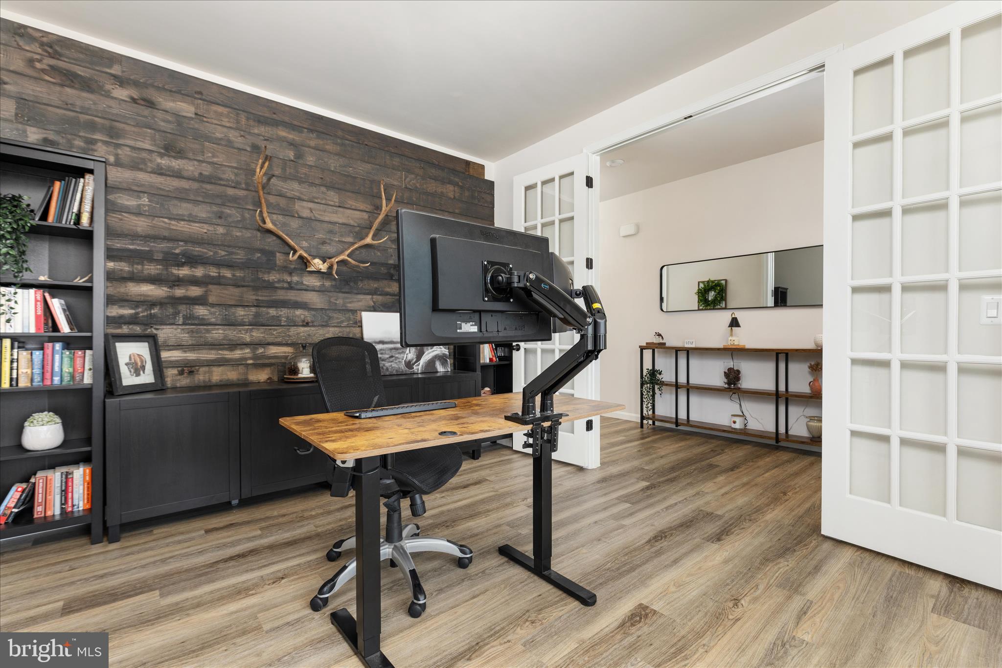 RAVEN OAKS - Residential