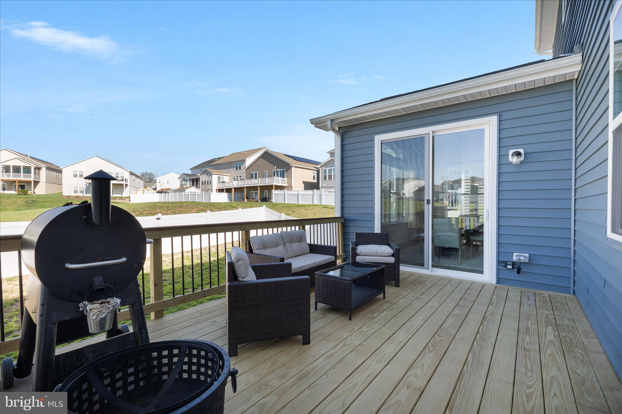 RAVEN OAKS - Residential