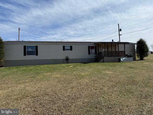 2 bedroom, 2 full bath manufactured home in a nice location. Shed included