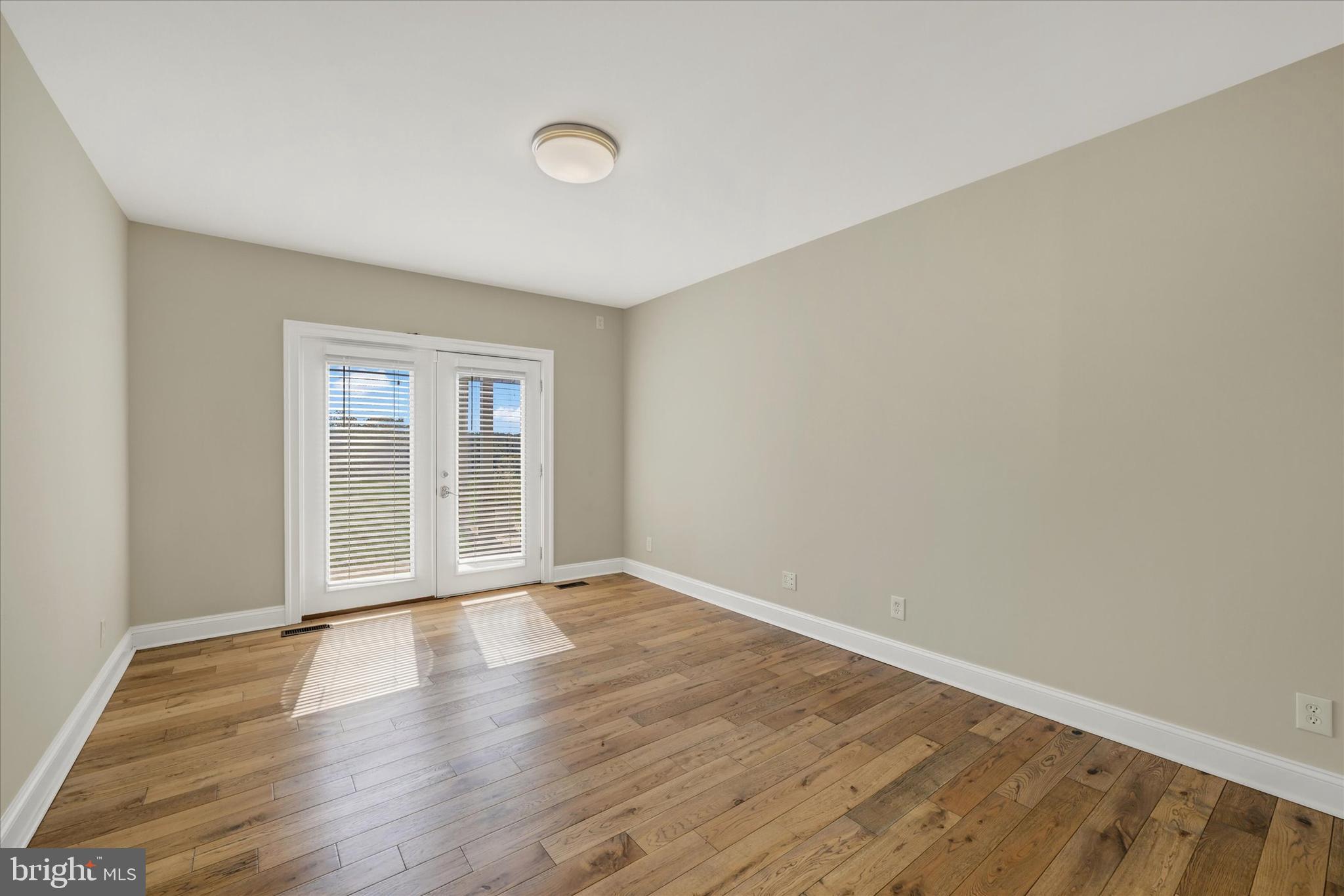 WINDY HILL FARMS - Residential