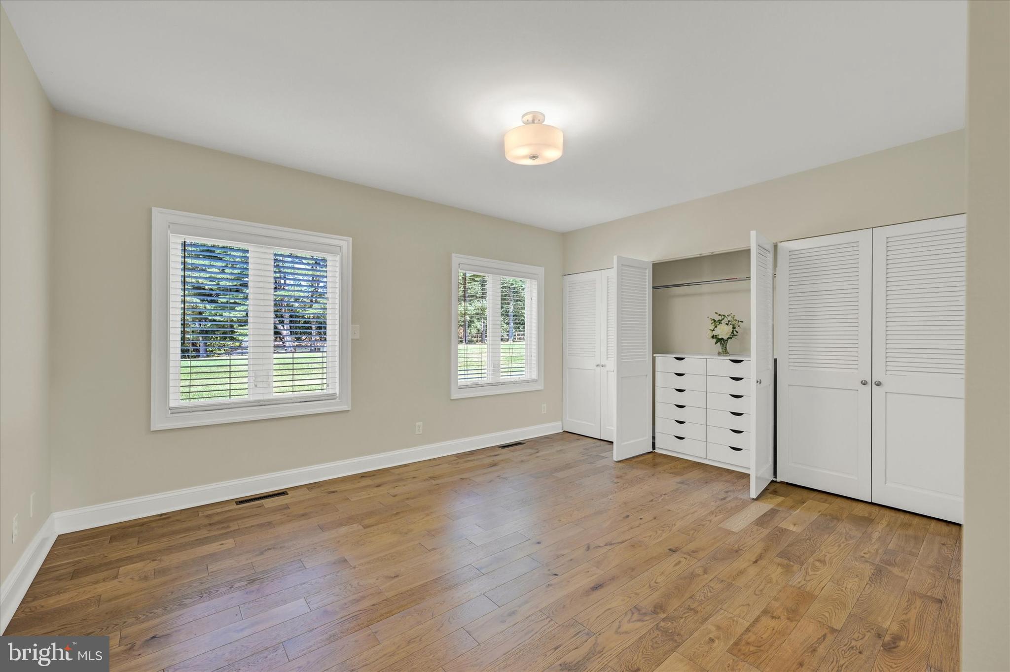 WINDY HILL FARMS - Residential