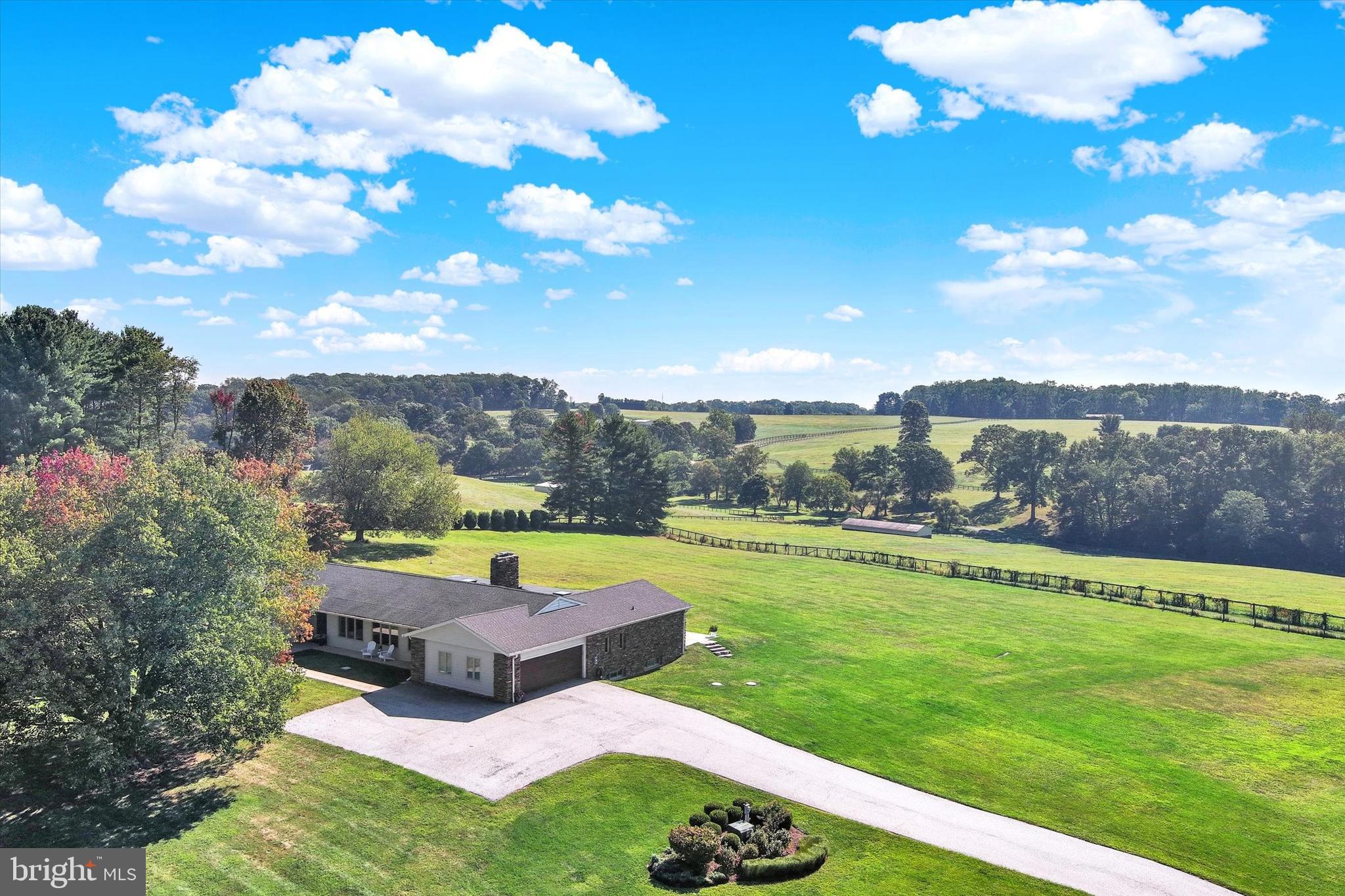 WINDY HILL FARMS - Residential