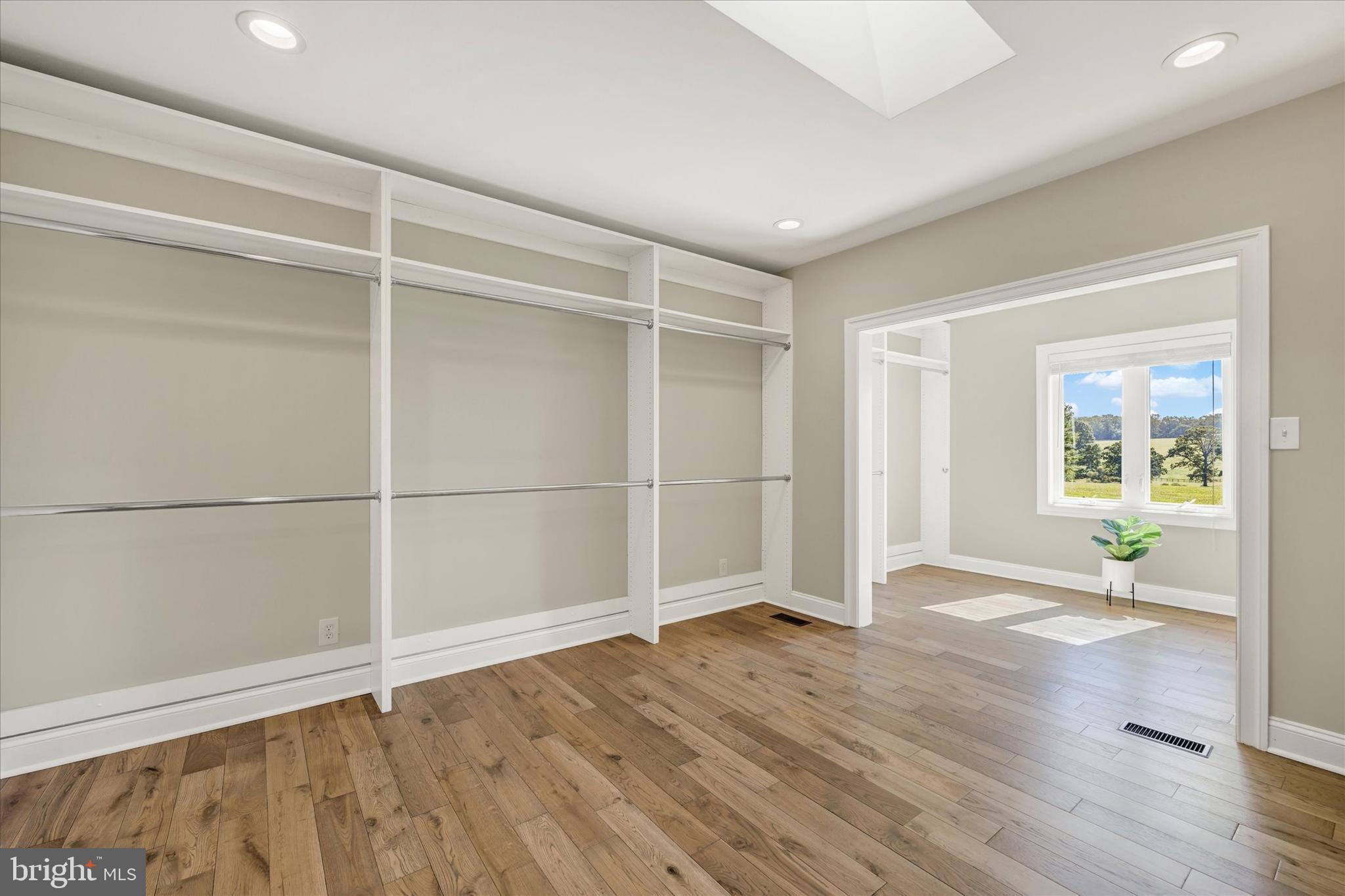 WINDY HILL FARMS - Residential