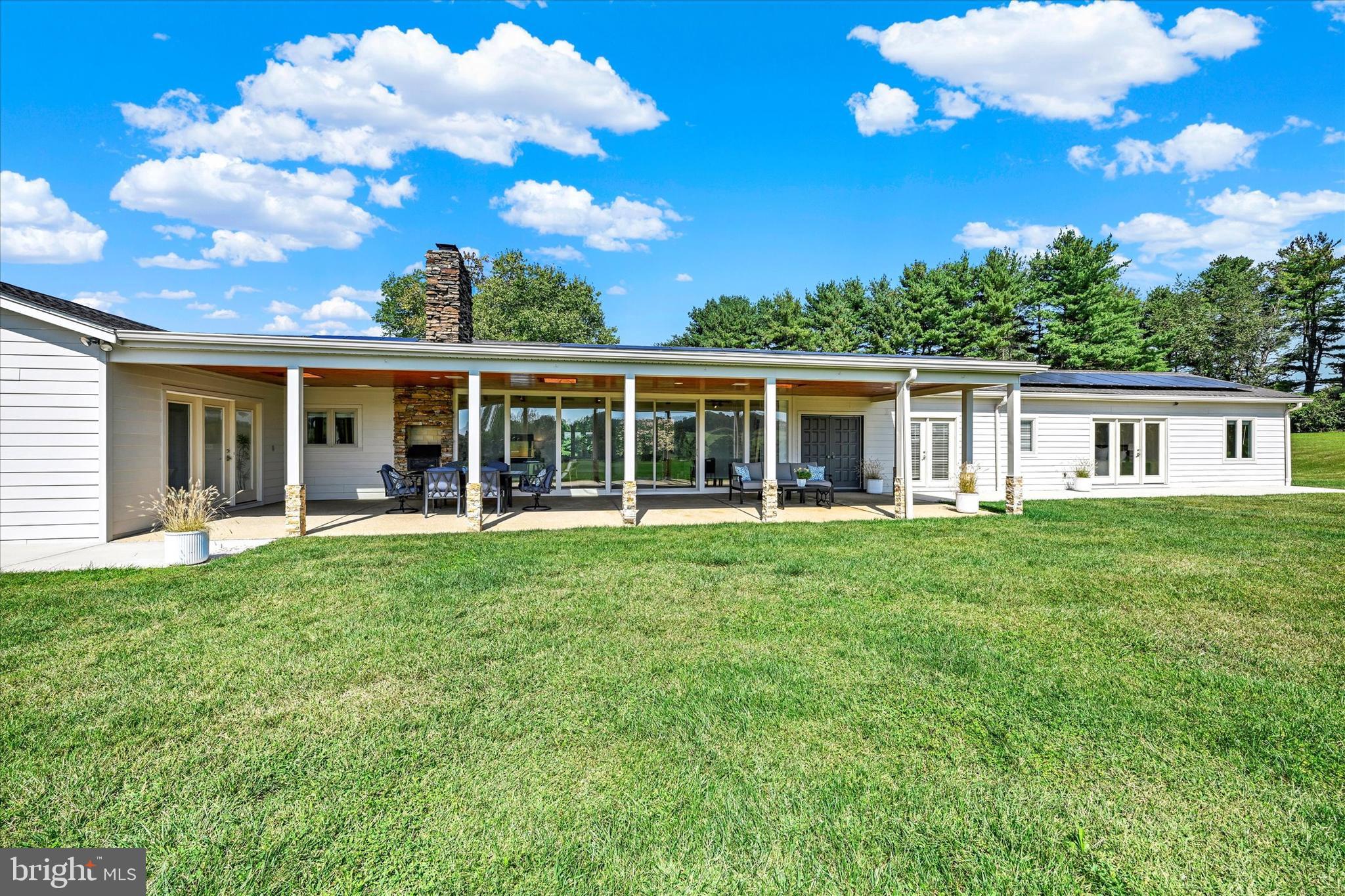 WINDY HILL FARMS - Residential