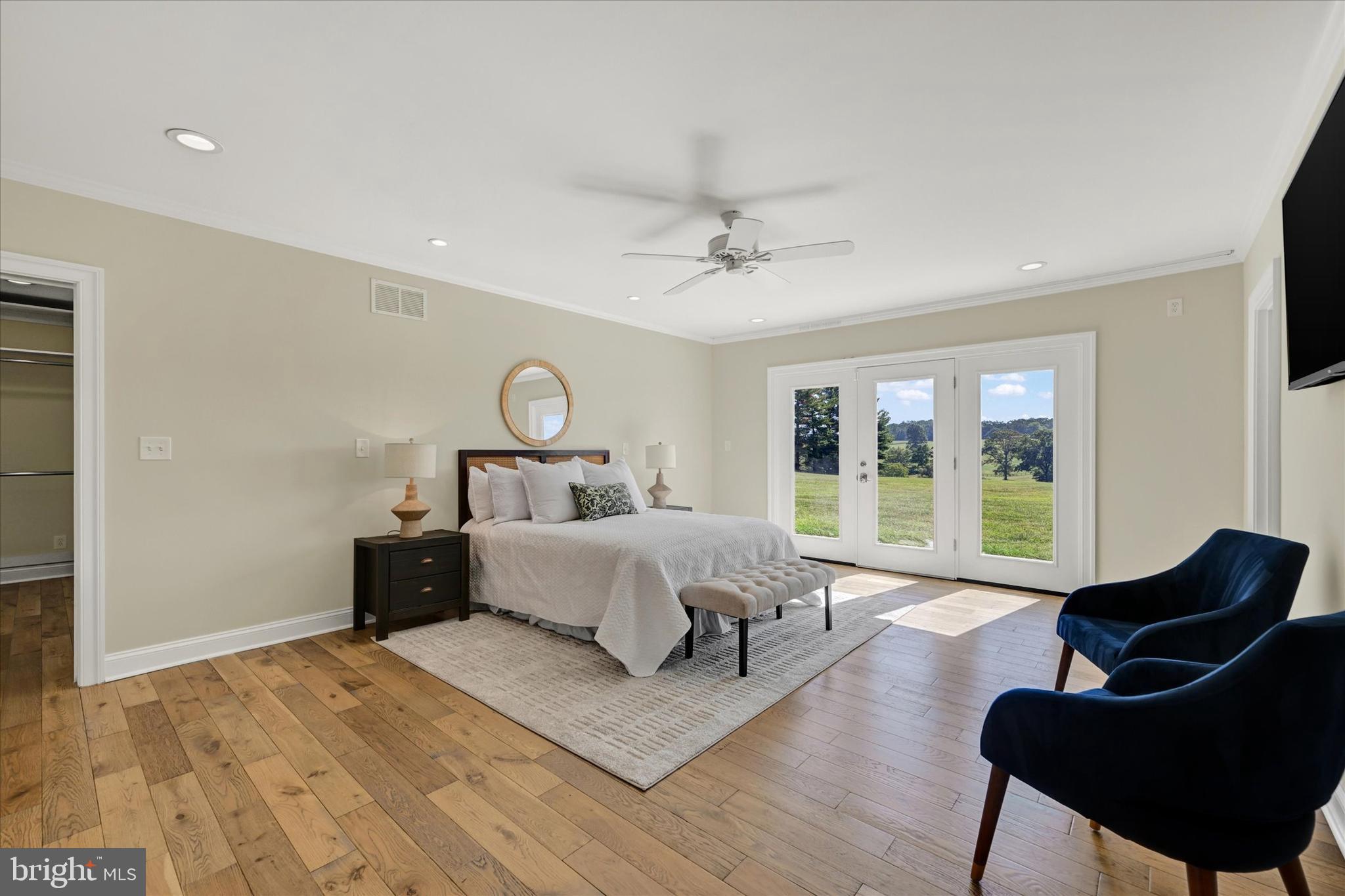 WINDY HILL FARMS - Residential