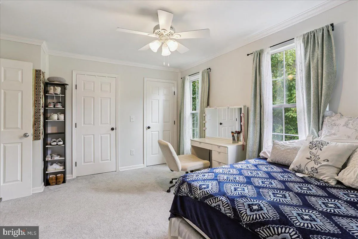 Manassas, Virginia 20110, United States, 3 Bedrooms Bedrooms, ,4 BathroomsBathrooms,Residential,Active,196232