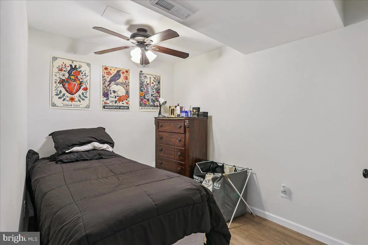 Manassas, Virginia 20110, United States, 3 Bedrooms Bedrooms, ,4 BathroomsBathrooms,Residential,Active,196232