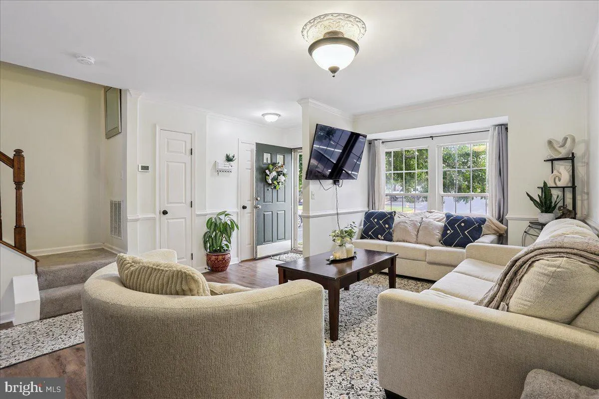 Manassas, Virginia 20110, United States, 3 Bedrooms Bedrooms, ,4 BathroomsBathrooms,Residential,Active,196232