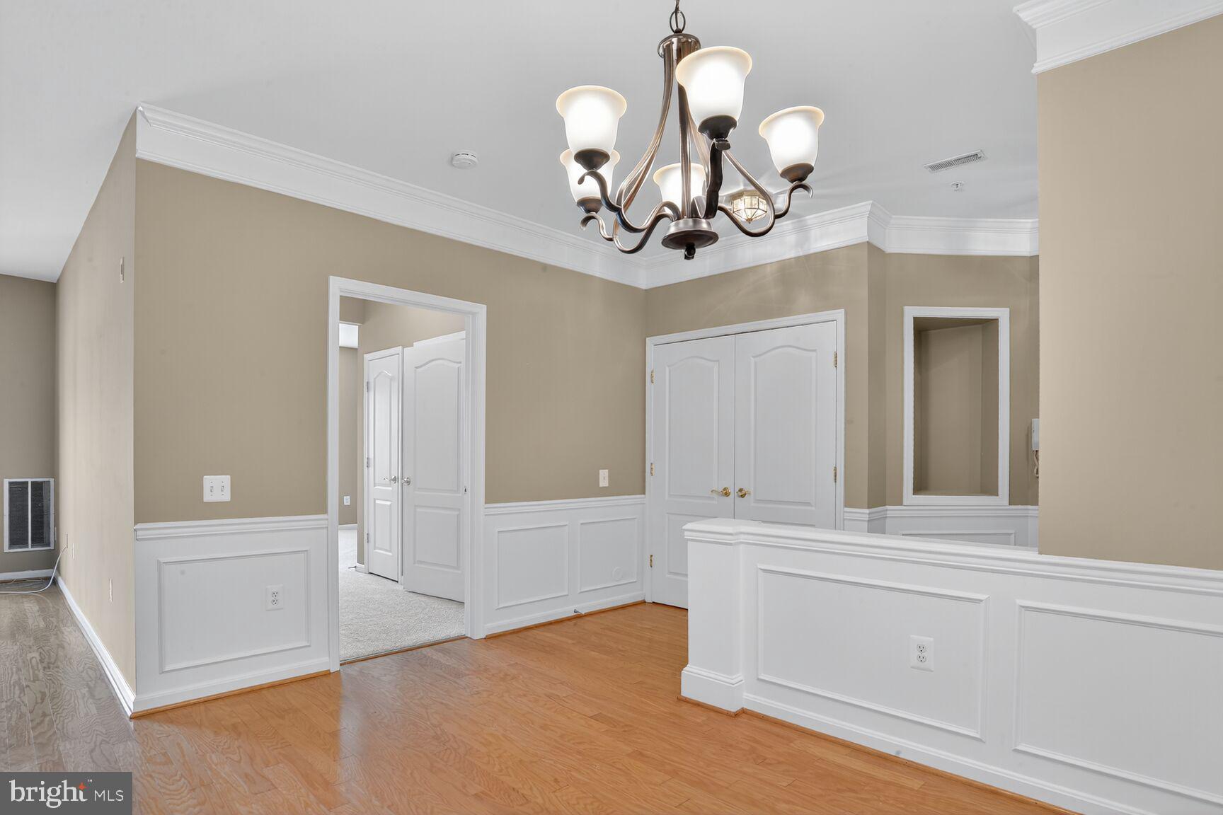 IRWINS CHOICE - Residential