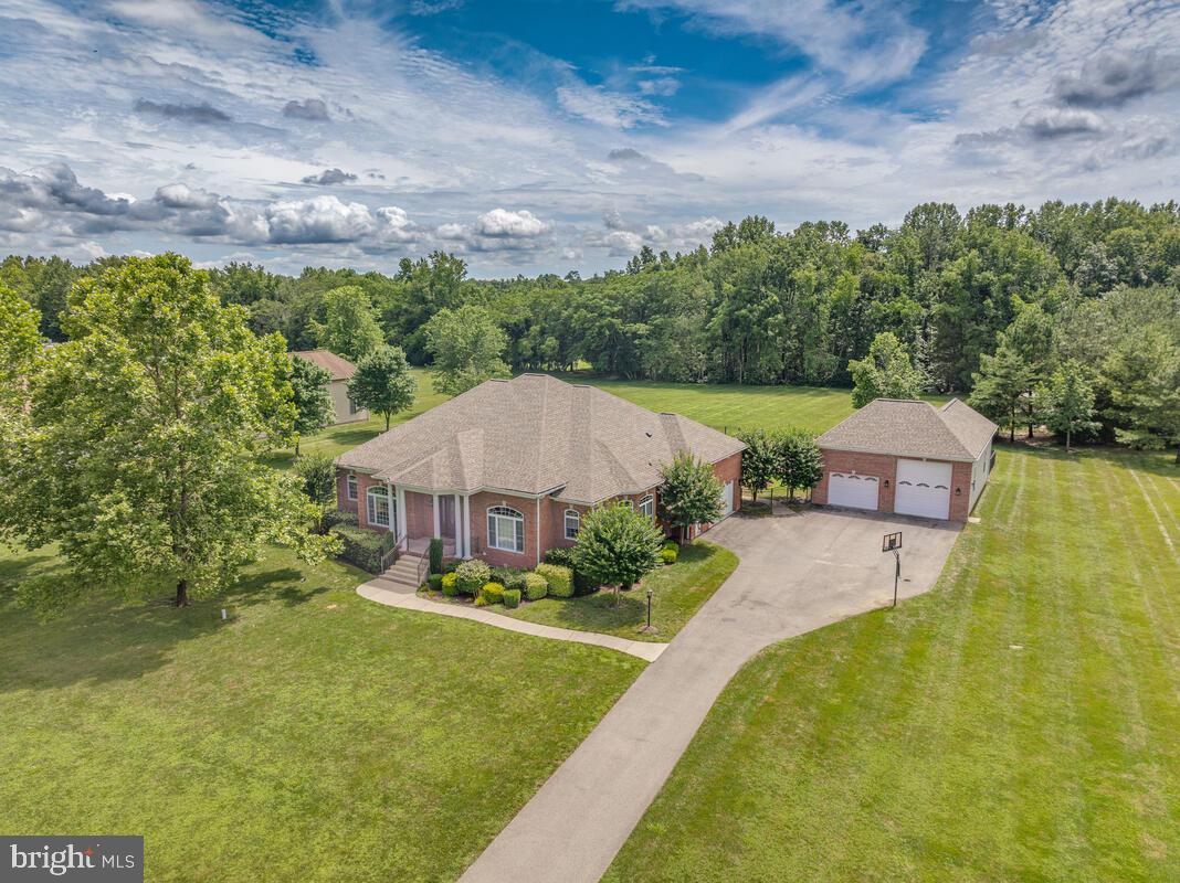 7421 SUGAR CANE COURT
