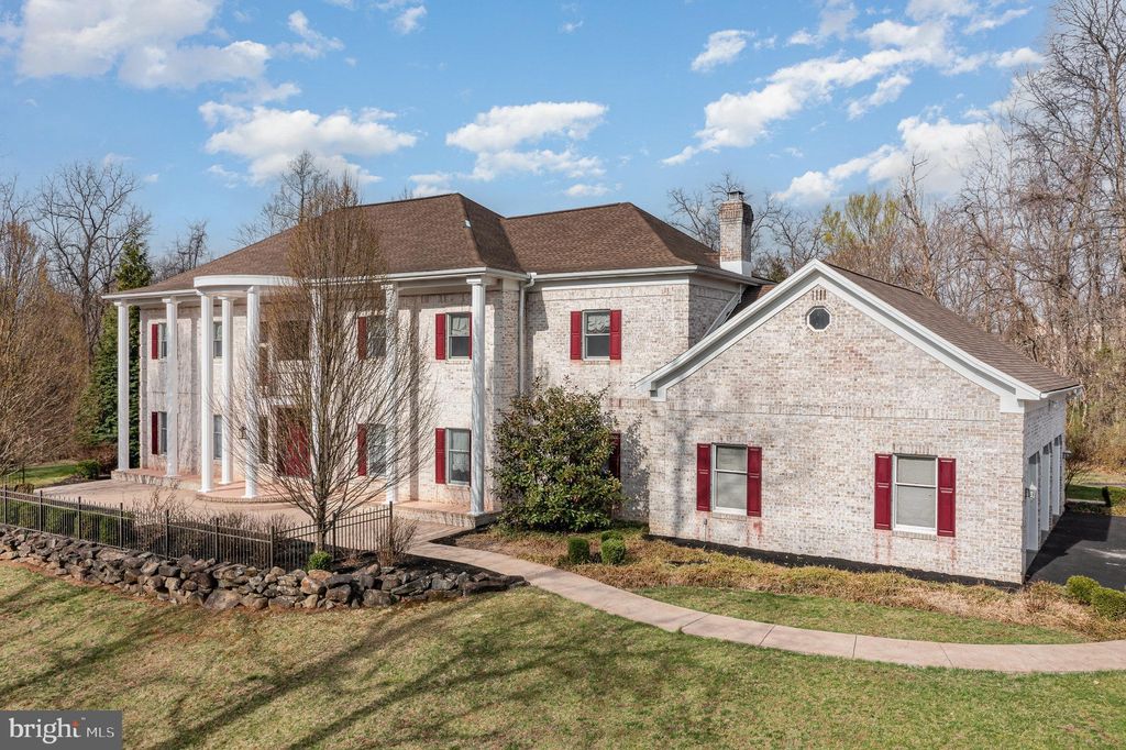 Photo of 17 Montego Court, DILLSBURG, PA 17019 (MLS # PAYK2089786)