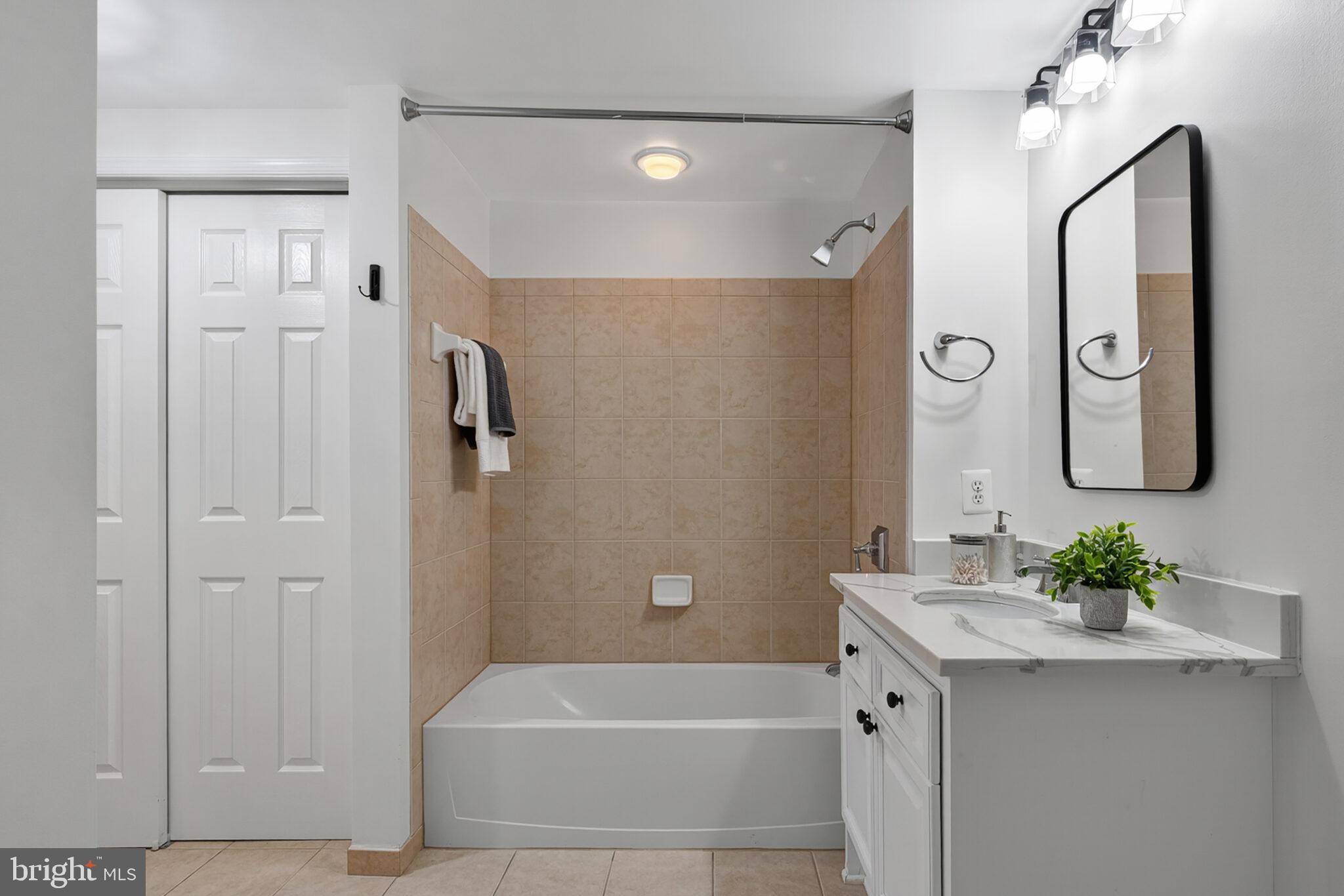 THE PRESCOTT - Residential