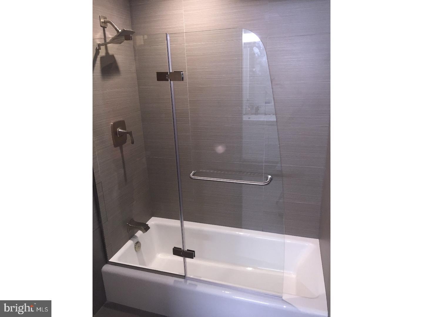 OLD CITY - Residential Lease