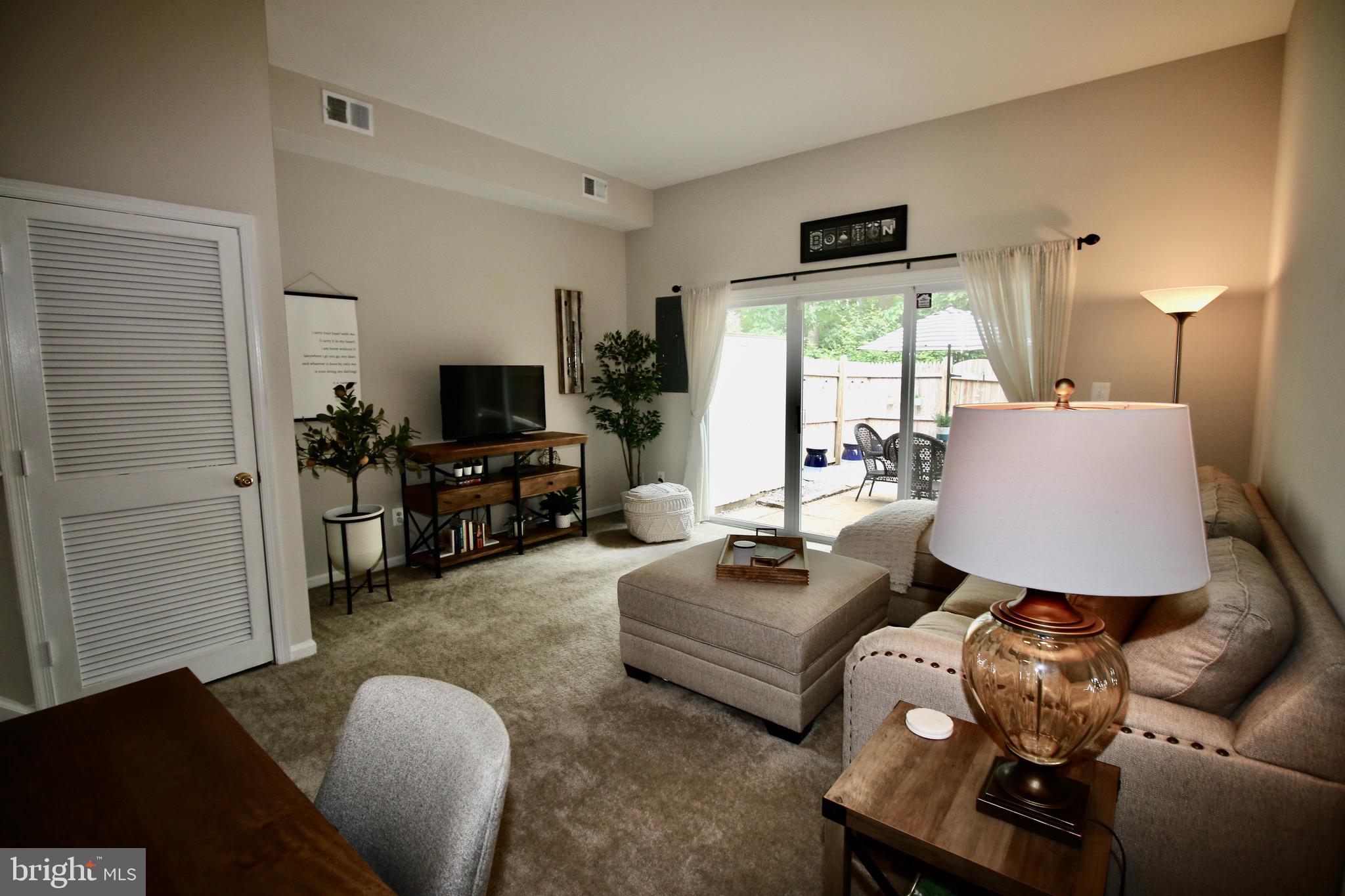 CARDINAL FOREST - Residential Lease