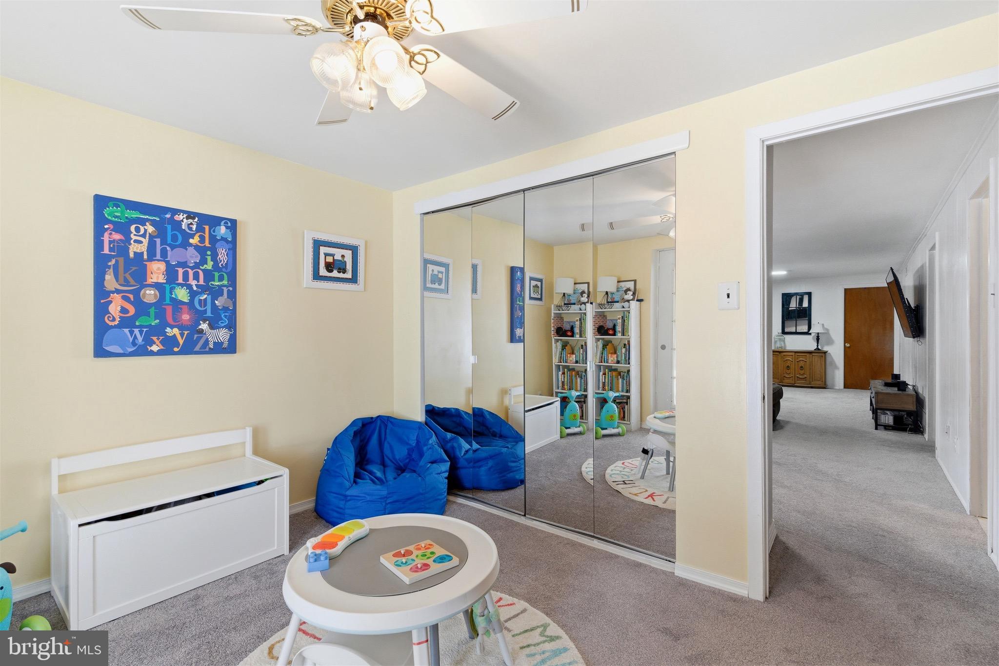 SOMERTON - Residential