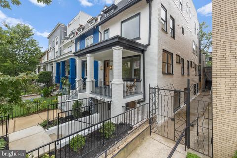 3916 8TH STREET NW B WASHINGTON DC 20011