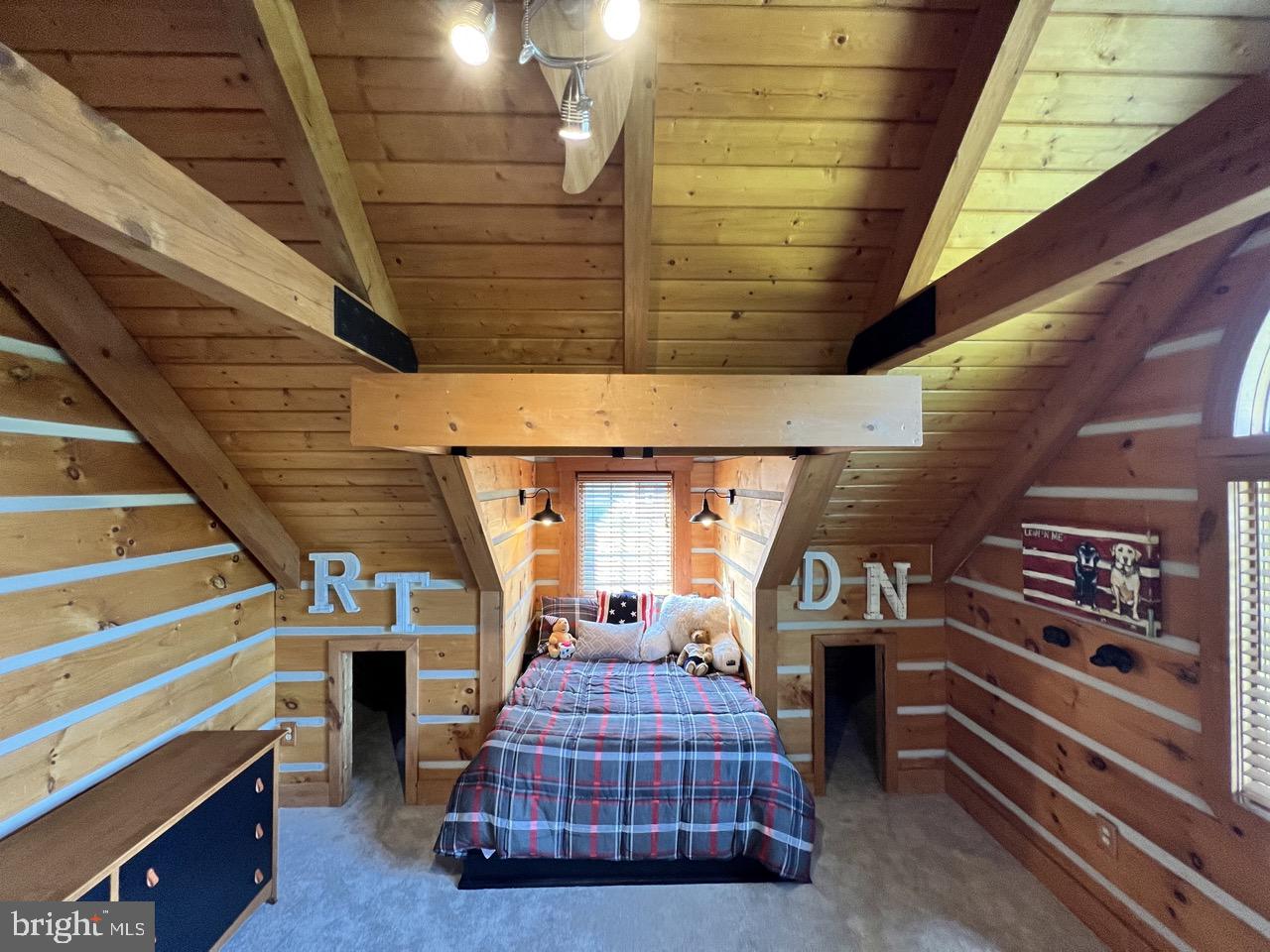 NONE UNRESTRICTED - Residential