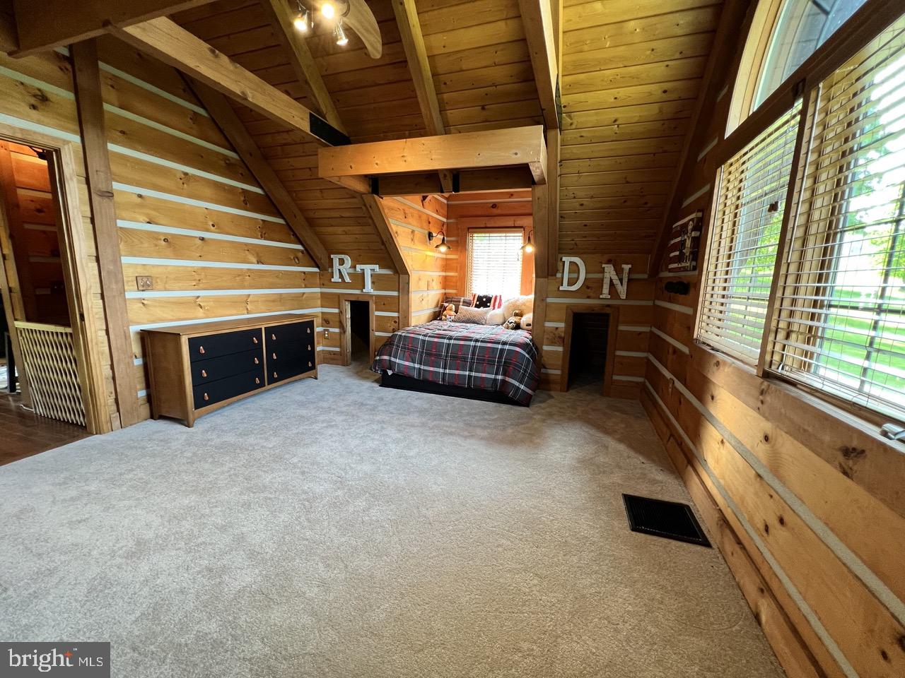 NONE UNRESTRICTED - Residential