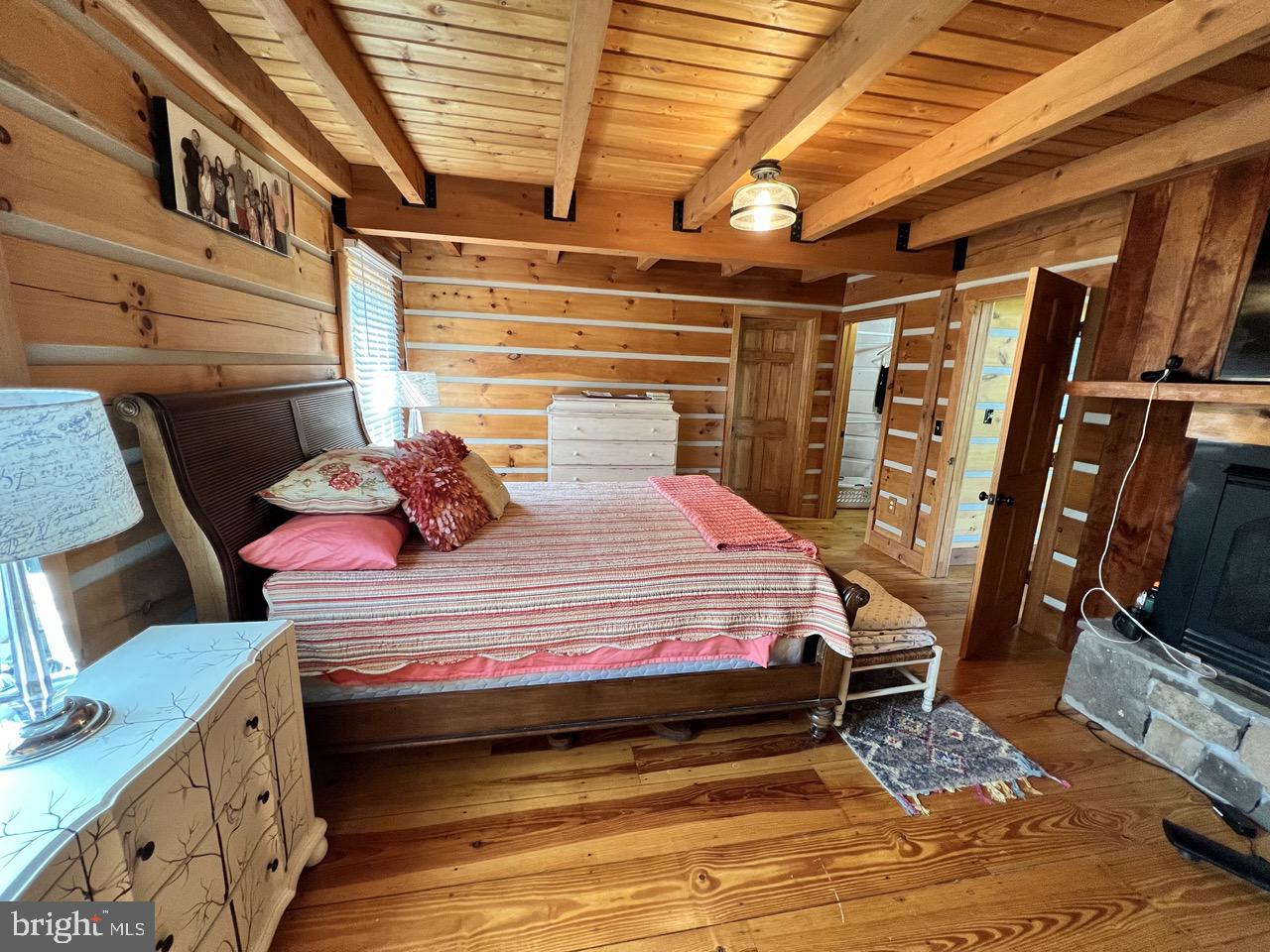 NONE UNRESTRICTED - Residential