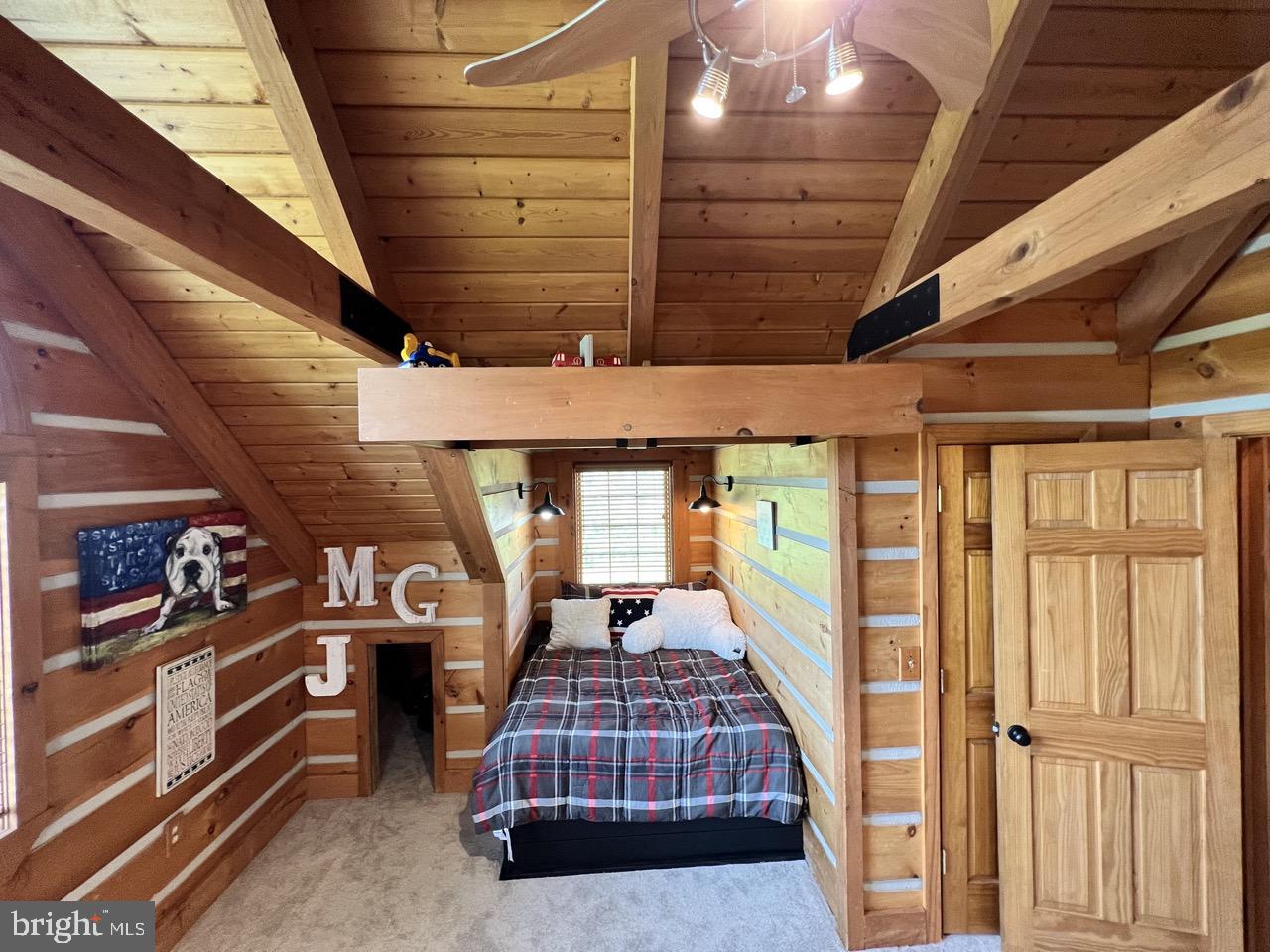 NONE UNRESTRICTED - Residential