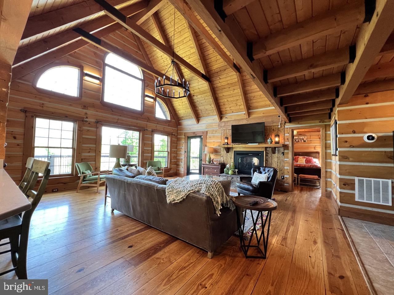 NONE UNRESTRICTED - Residential