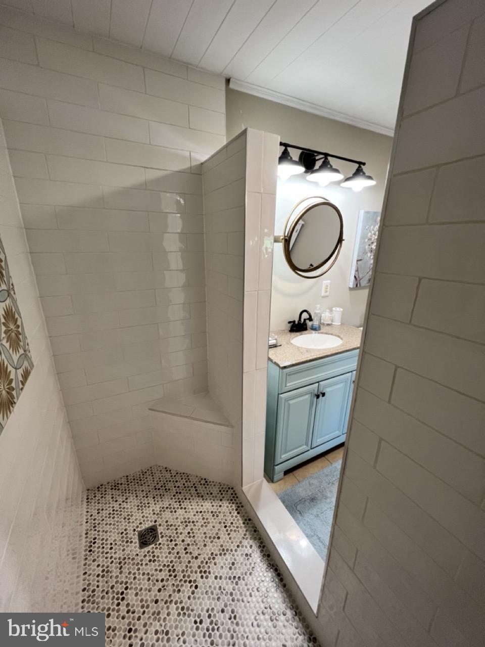 NONE UNRESTRICTED - Residential