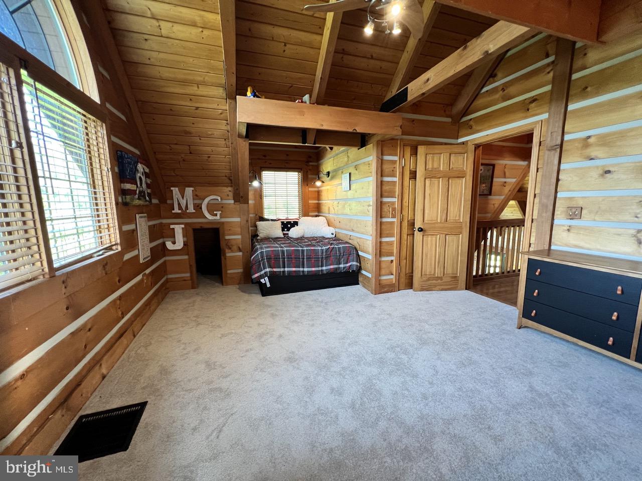 NONE UNRESTRICTED - Residential