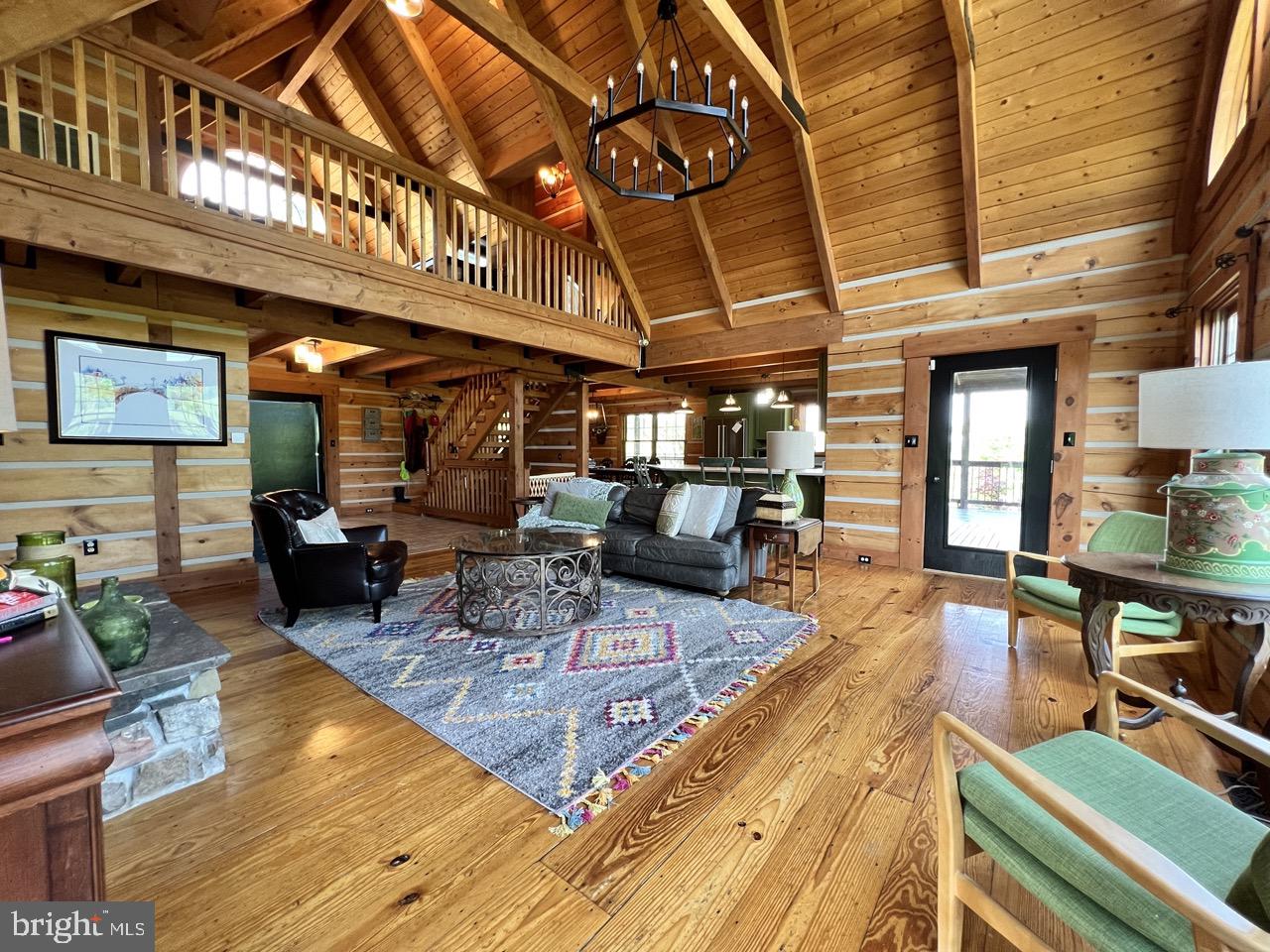 NONE UNRESTRICTED - Residential