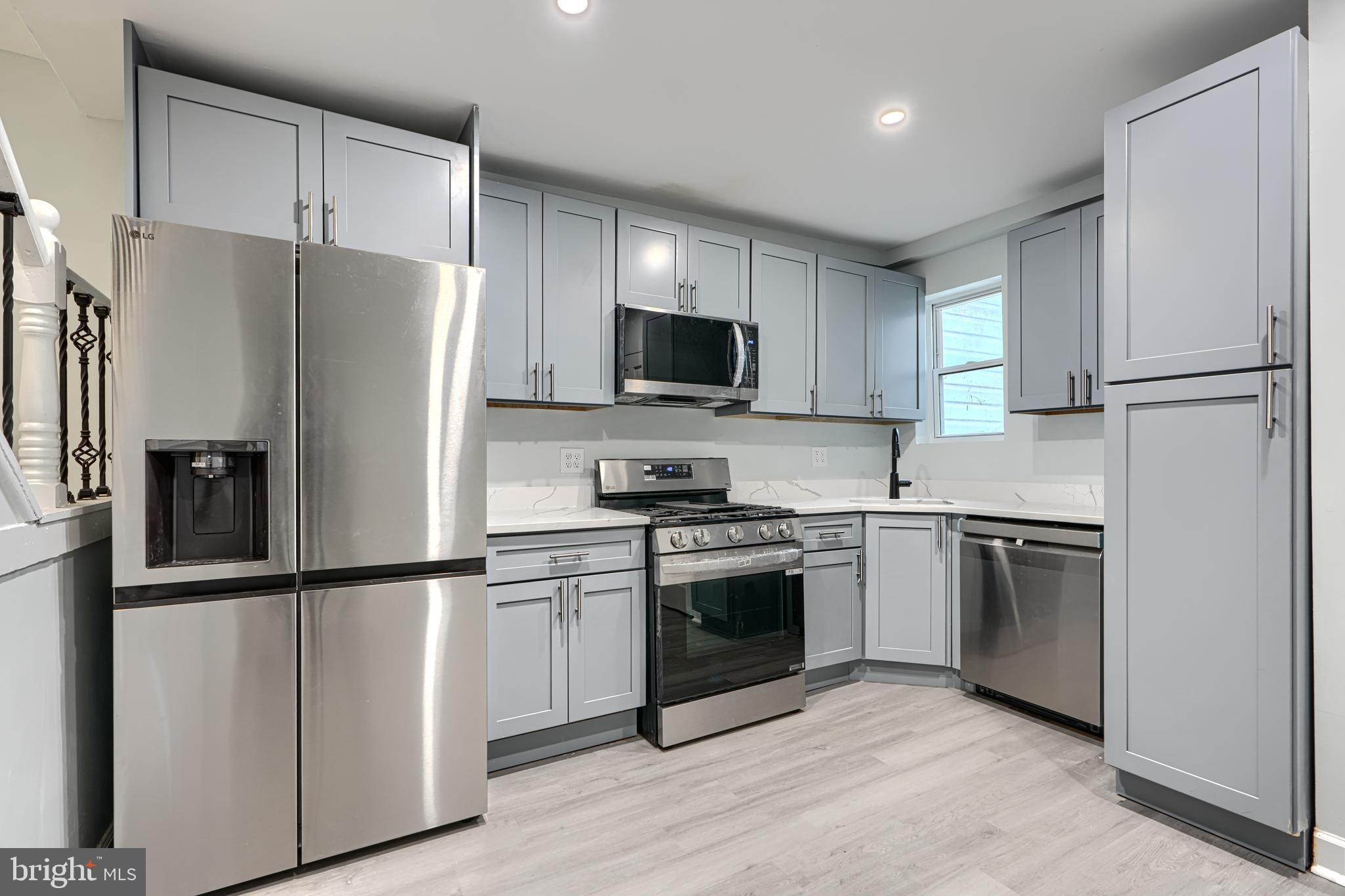 WAVERLY - Residential