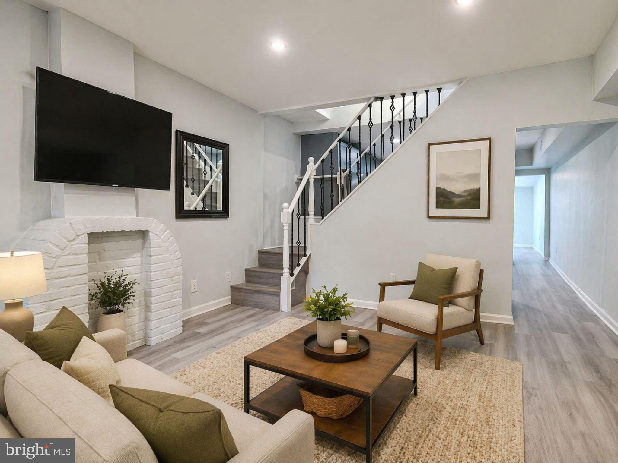 WAVERLY - Residential