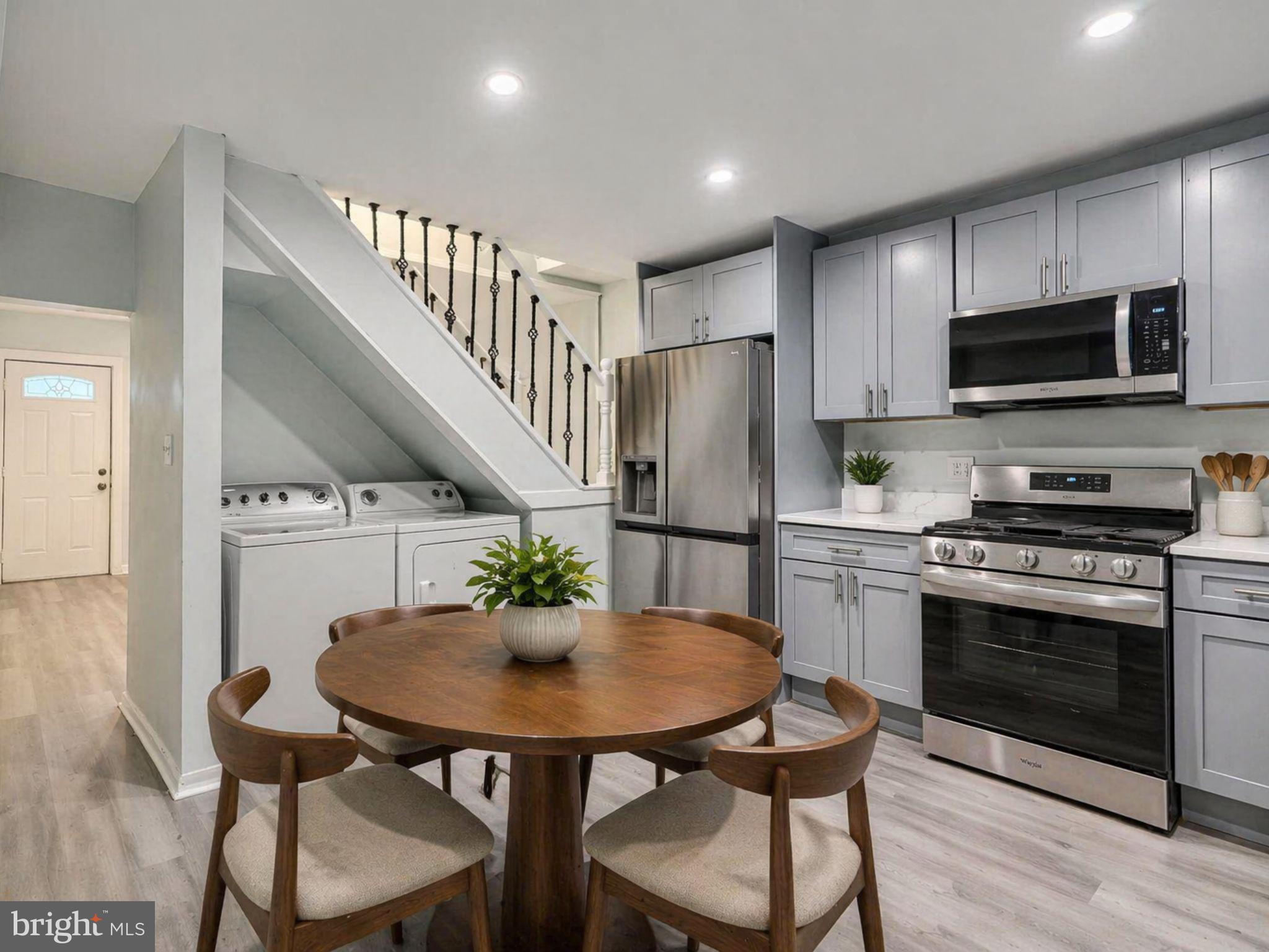 WAVERLY - Residential