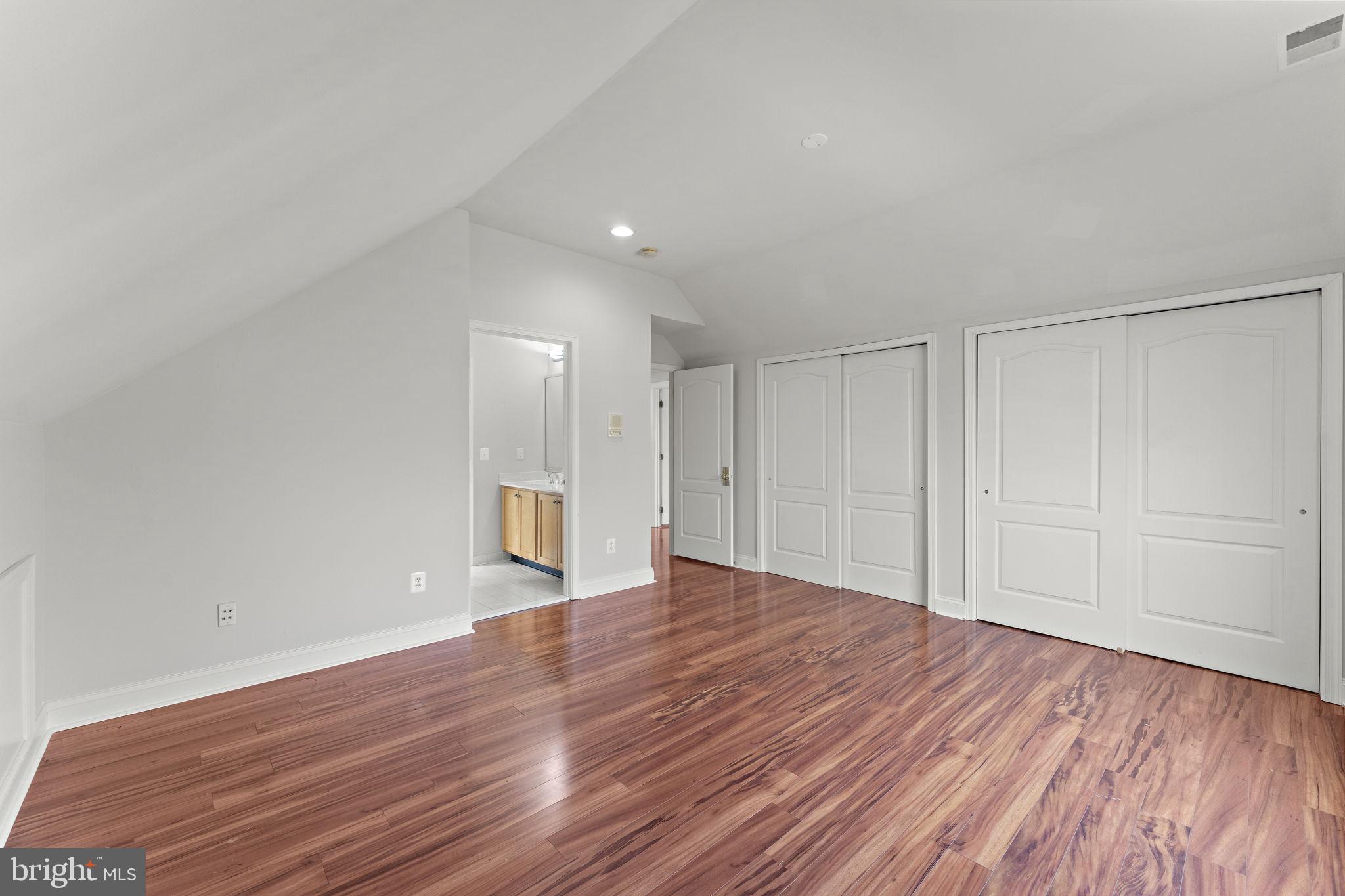 DOMINION VALLEY COUNTRY CLUB - Residential