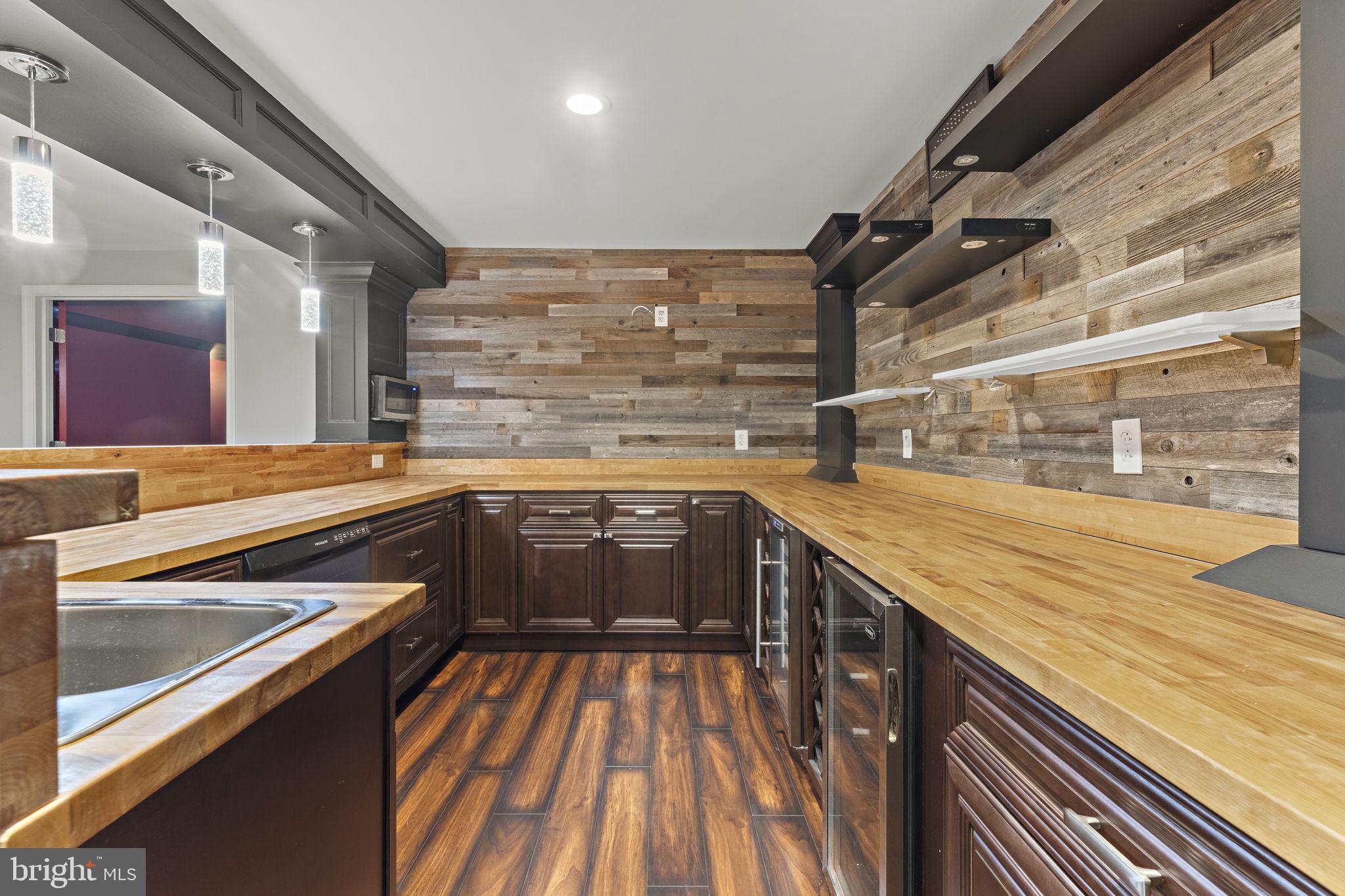 DOMINION VALLEY COUNTRY CLUB - Residential