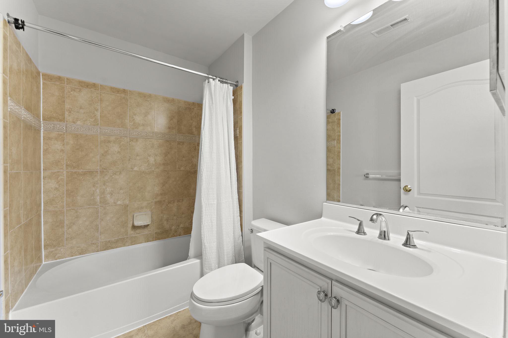 DOMINION VALLEY COUNTRY CLUB - Residential