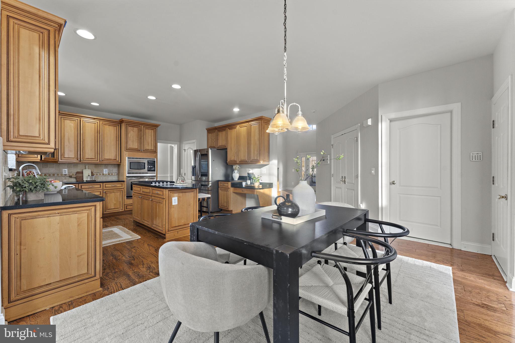 DOMINION VALLEY COUNTRY CLUB - Residential