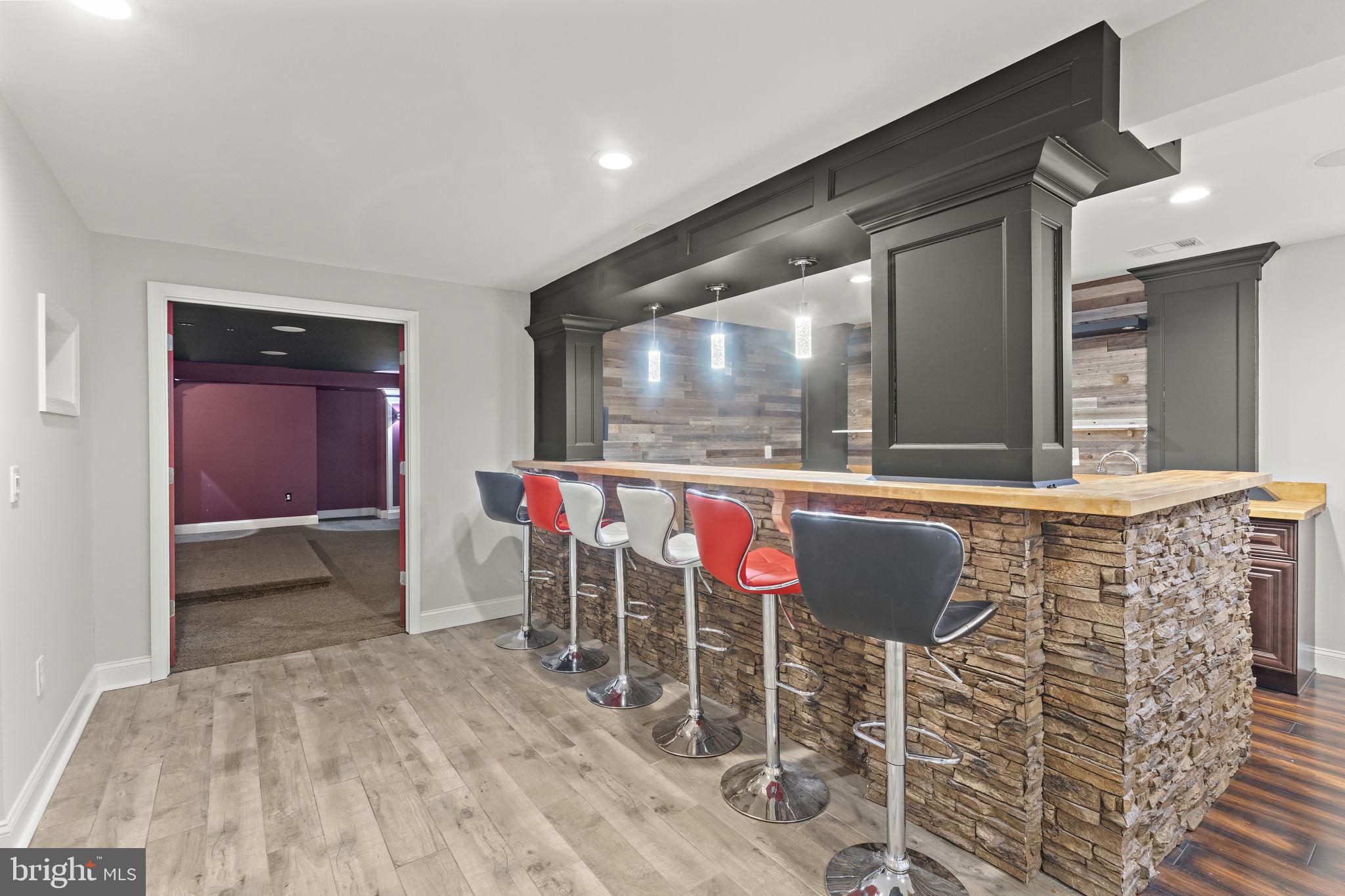 DOMINION VALLEY COUNTRY CLUB - Residential