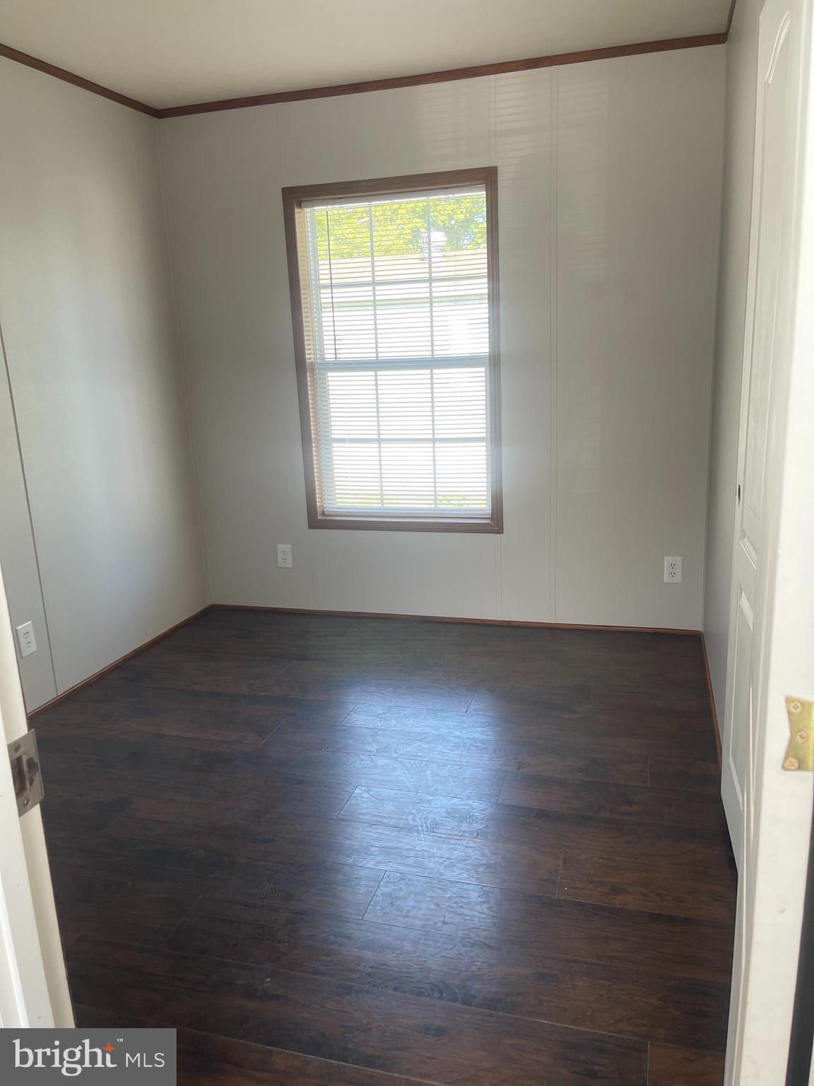 THUNDERBIRD ESTATES - Residential
