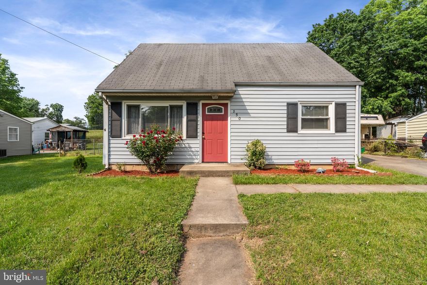 Back on the market! Buyer financing was denied. MUST SEE! Move in ready well maintained home on a quiet street. The home features an updated kitchen with granite counters and stainless steel appliances. Also new luxury vinyl plank flooring and newer paint. Spacious fenced in backyard. Conveniently located minutes from Rt. 28 shopping and restaurants. For commuters VRE is close by.