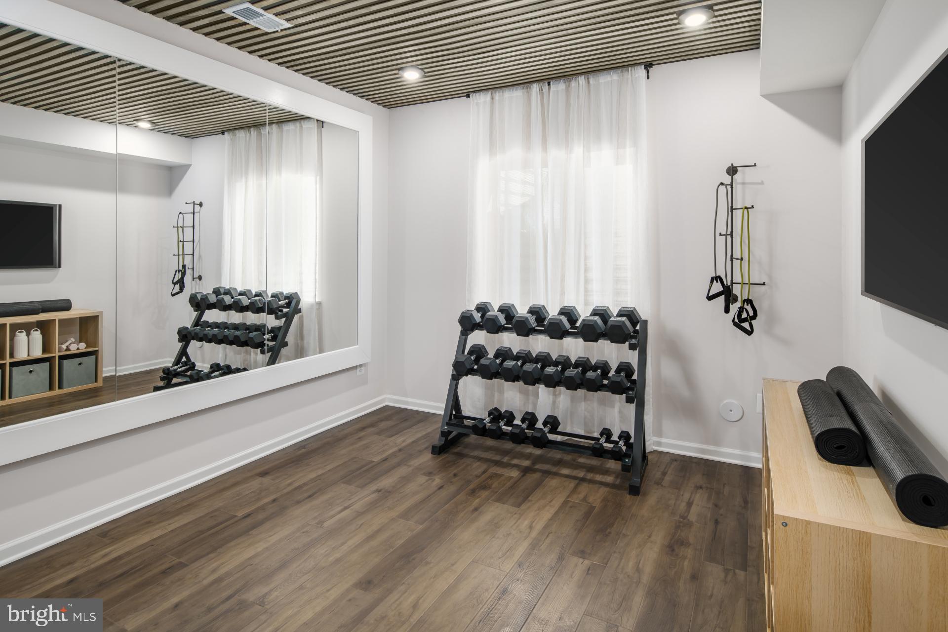 TUSCARORA CREEK - Residential