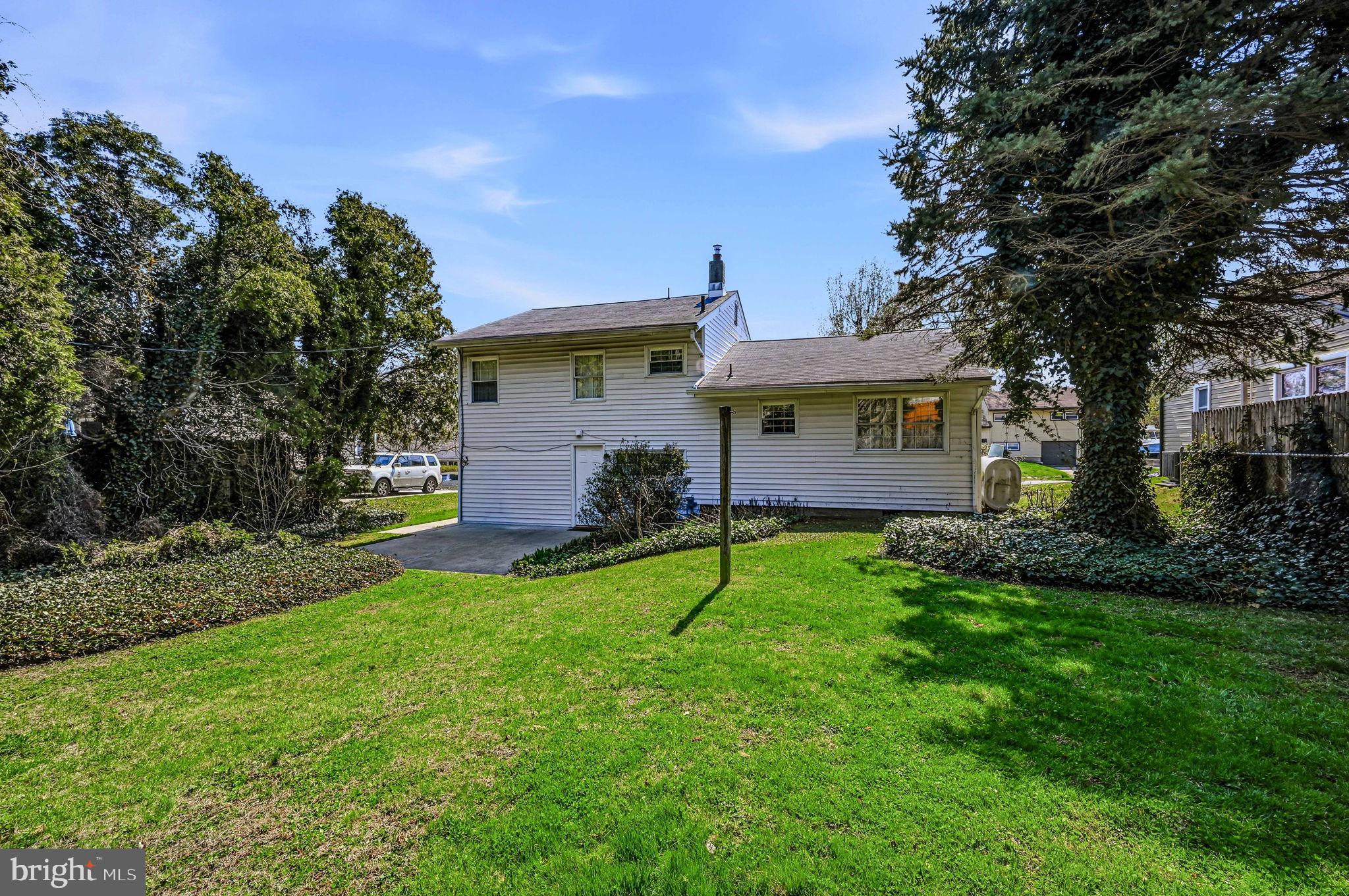 ASHBOURNE HILLS - Residential