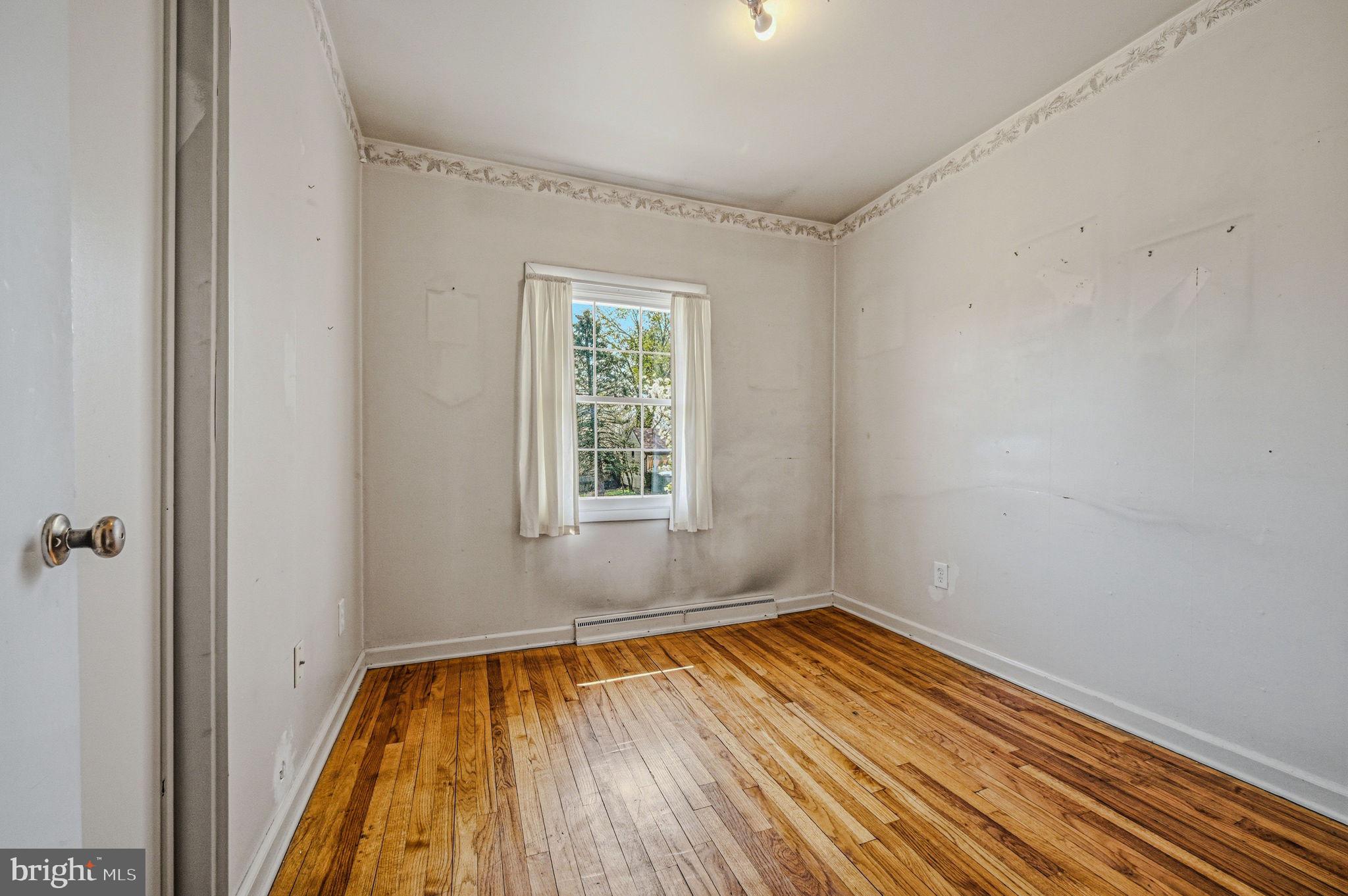 ASHBOURNE HILLS - Residential